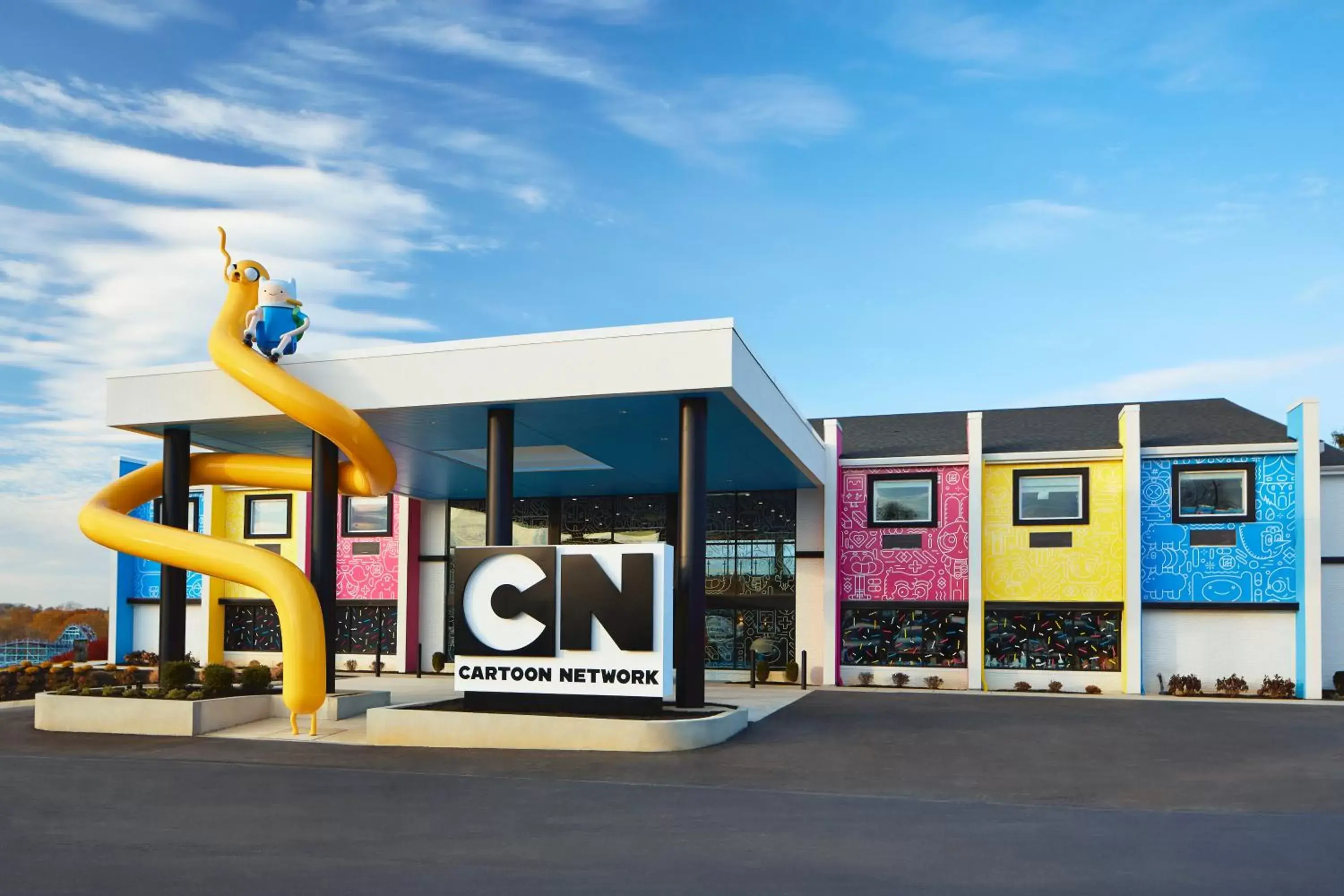 Facade/entrance in Cartoon Network Hotel