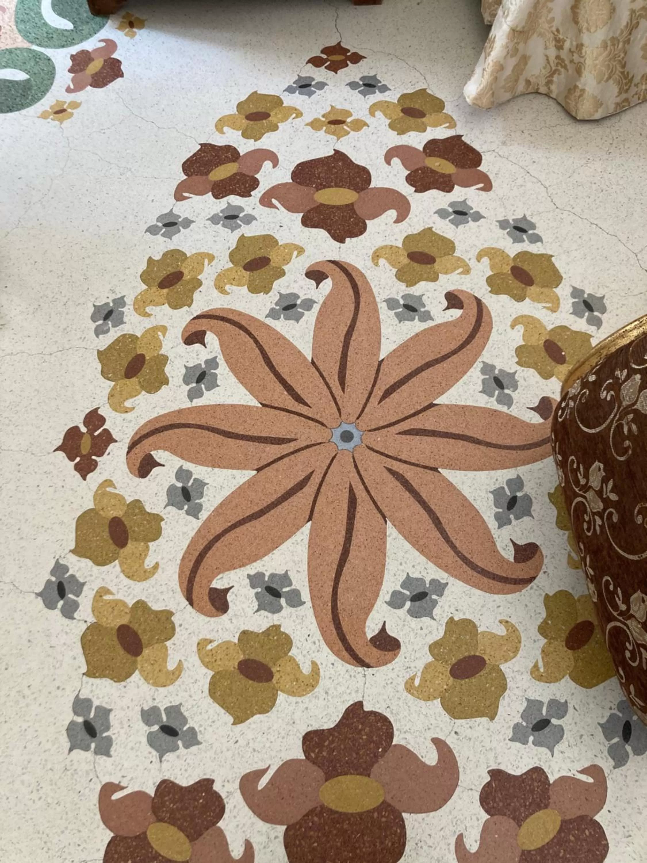 Decorative detail in Palazzo Gallo Resort