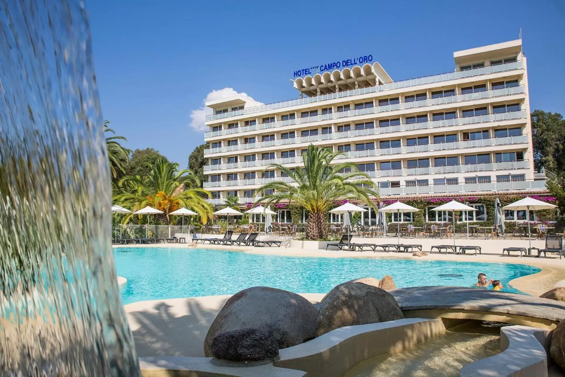 Swimming Pool in Hôtel Campo Dell'oro