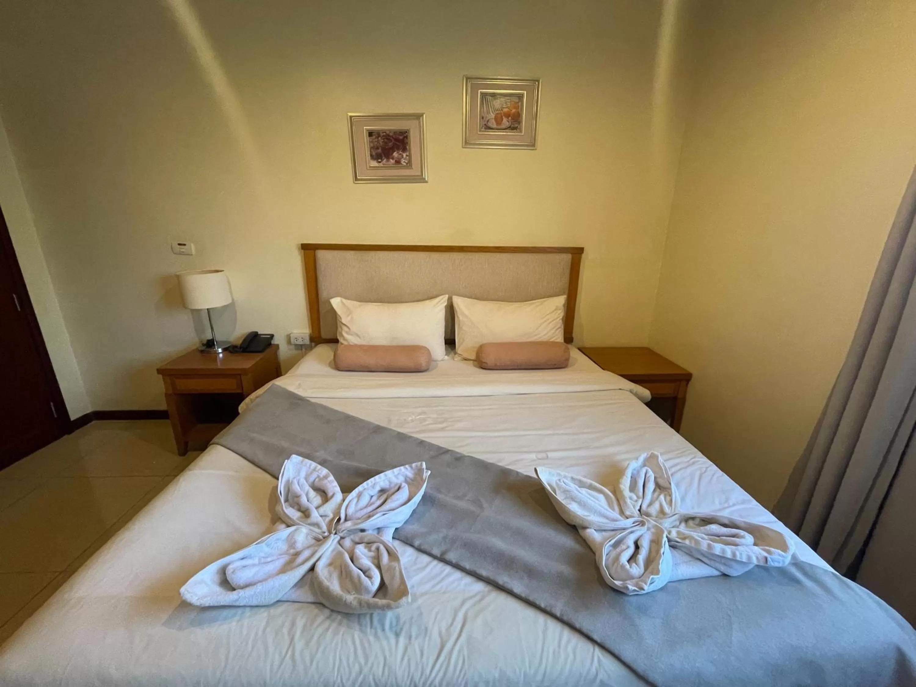 Bed in Babylon Residence Inn pattaya