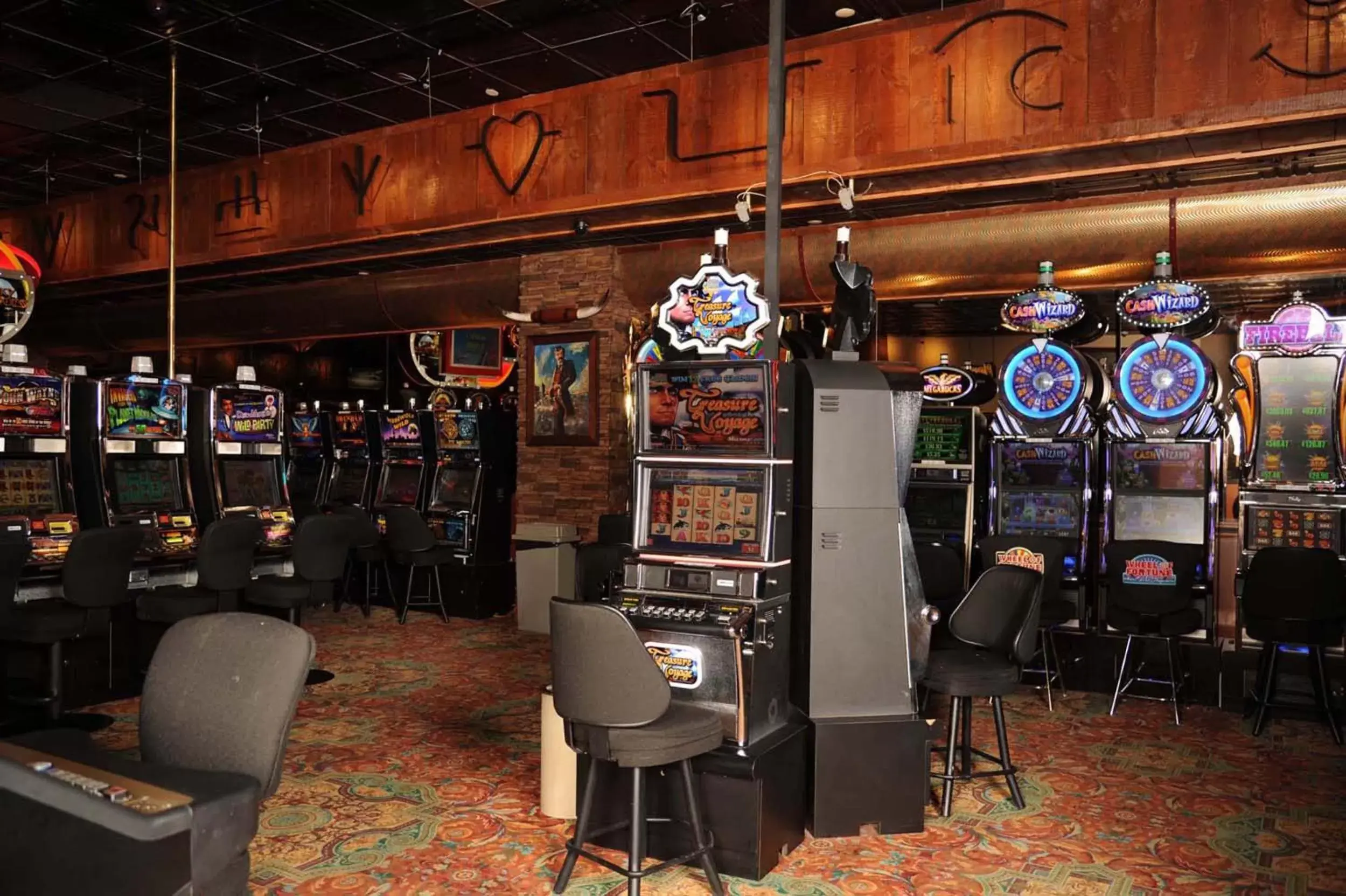 Casino, Lounge/Bar in Ramada by Wyndham Elko Hotel at Stockmen's Casino