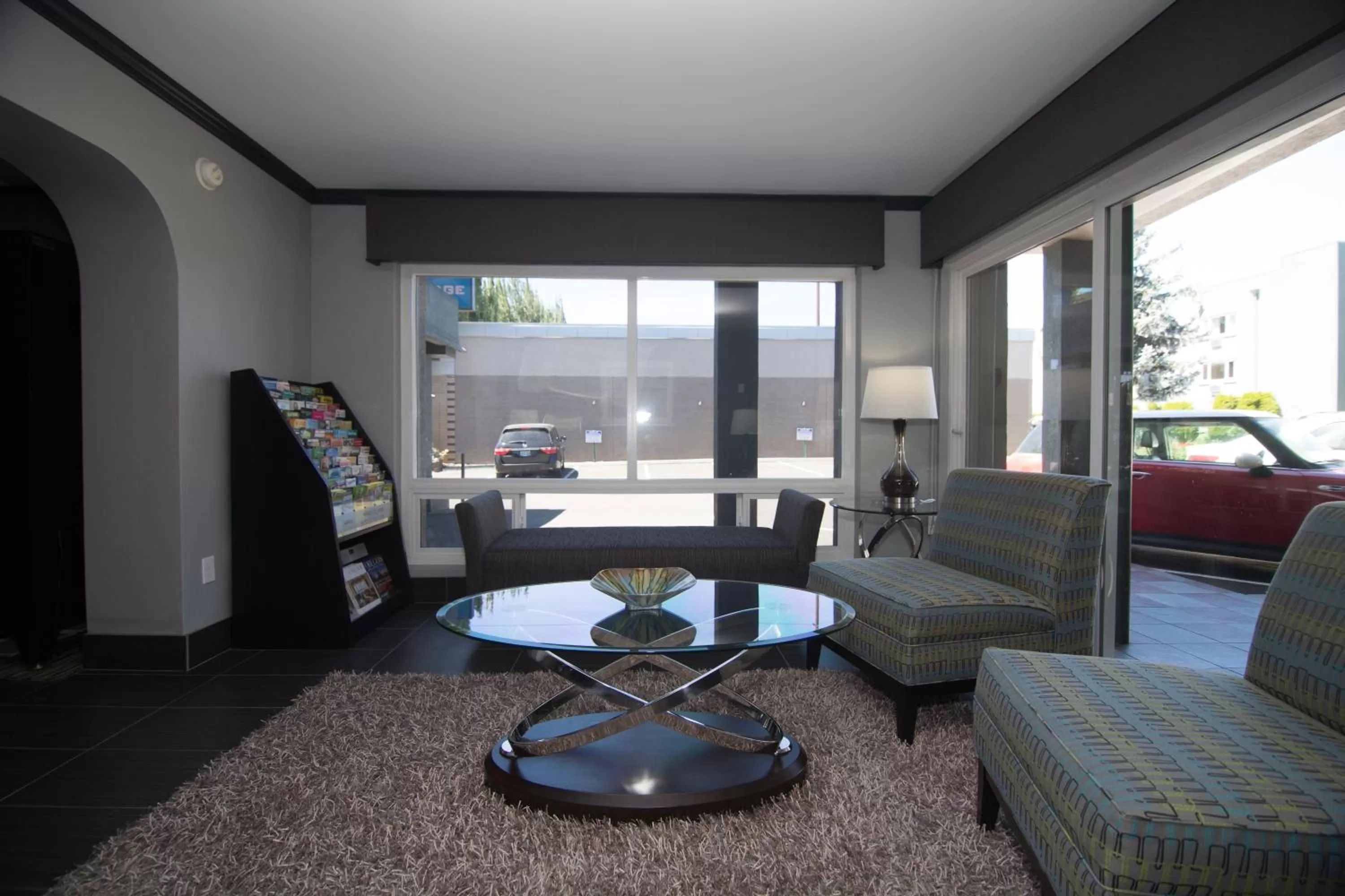 Lobby or reception in Eastside Lodge