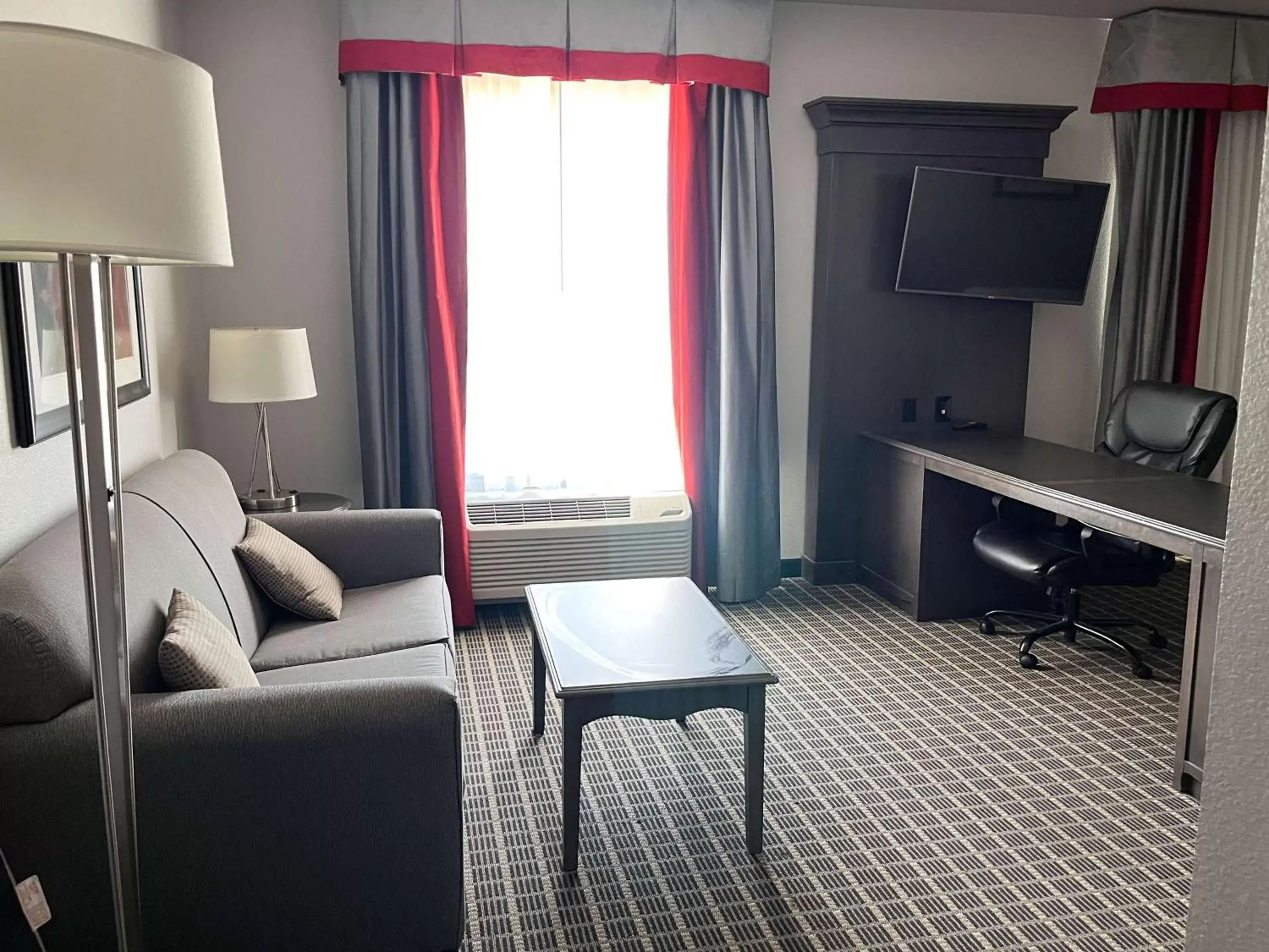 Photo of the whole room, Seating Area in Studio 6 Suites Pearsall, TX Photo of the whole room, Seating Area in Studio 6 Suites Pearsall, TX