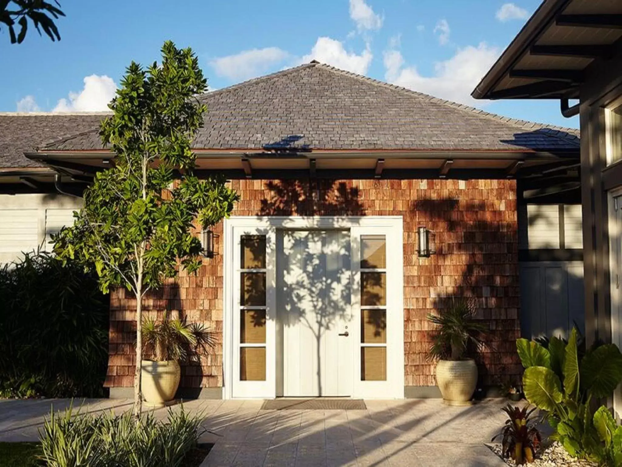 Facade/entrance in The Island House