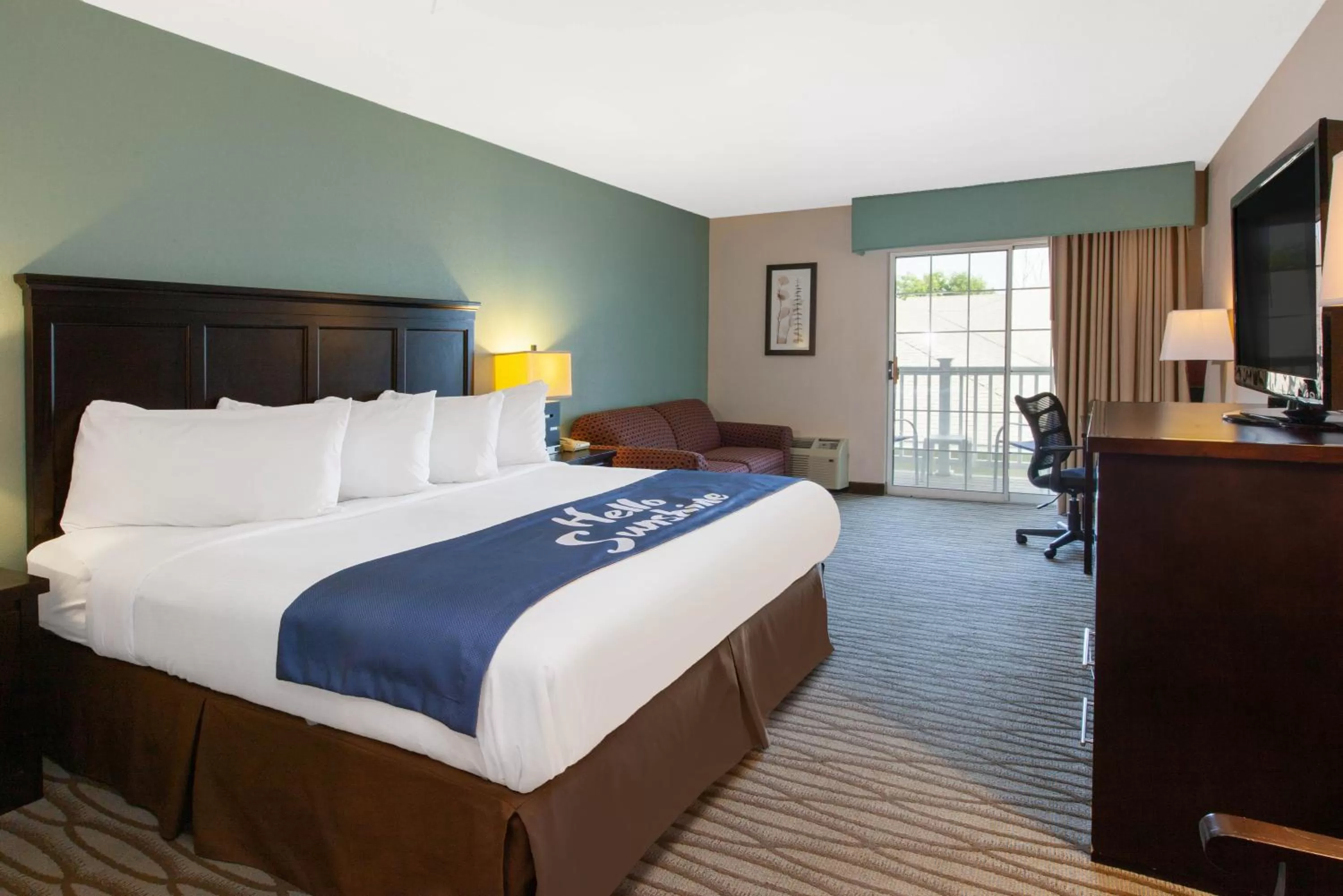 Bedroom, Bed in Days Inn by Wyndham Petoskey