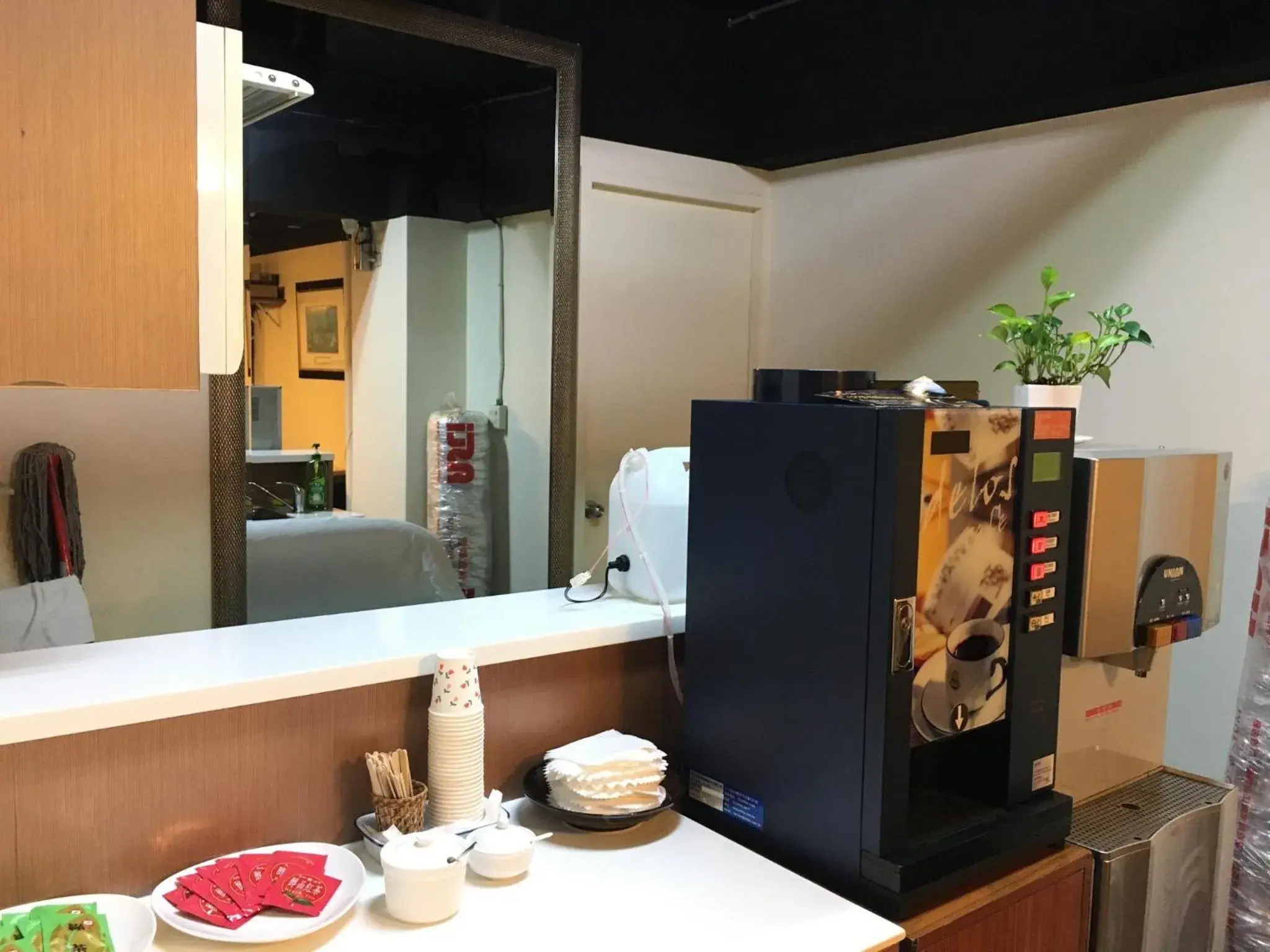 Bedroom, Coffee/Tea Facilities in Daylight Hotel