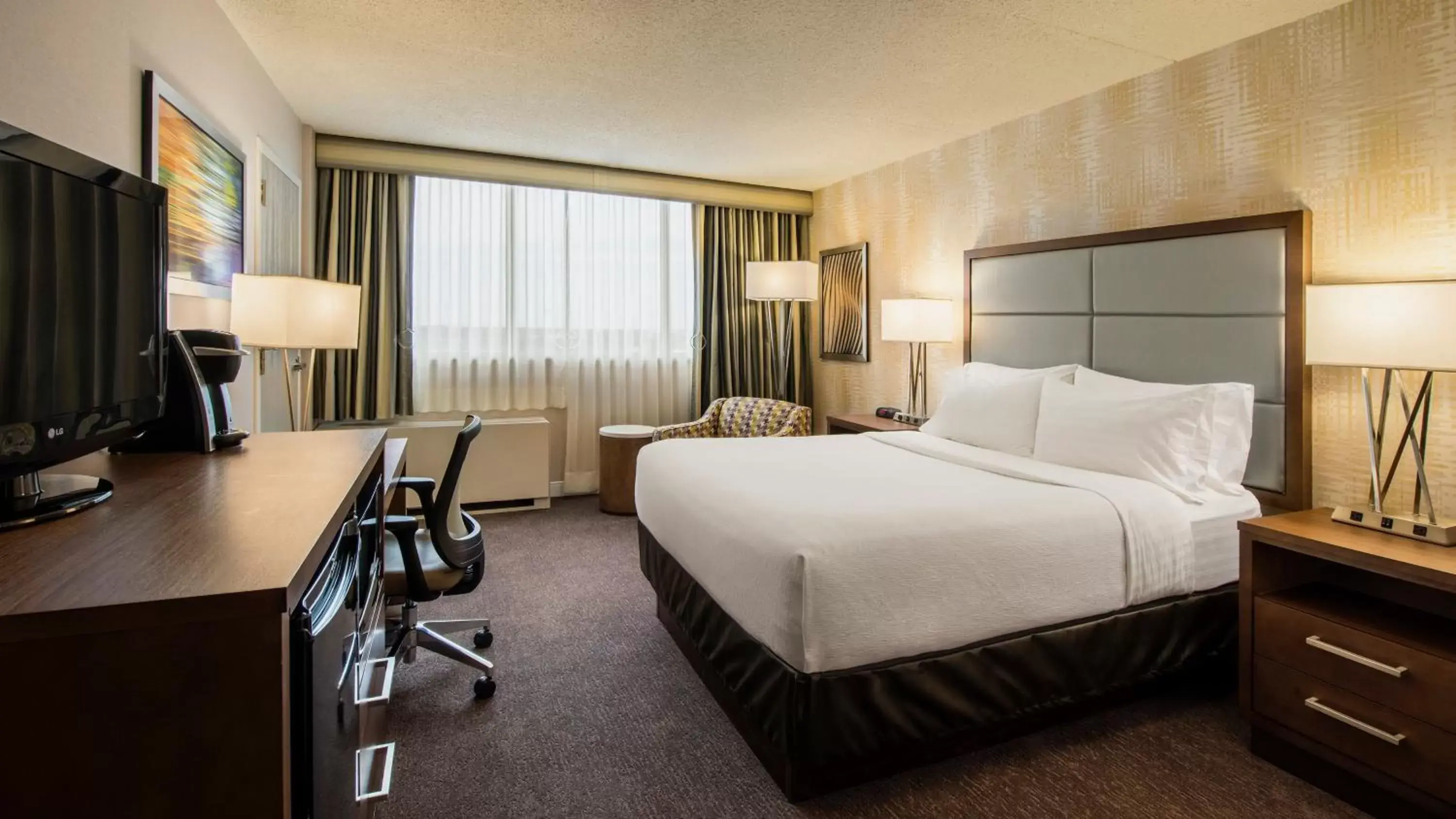 Photo of the whole room in Holiday Inn Winnipeg-South, an IHG Hotel
