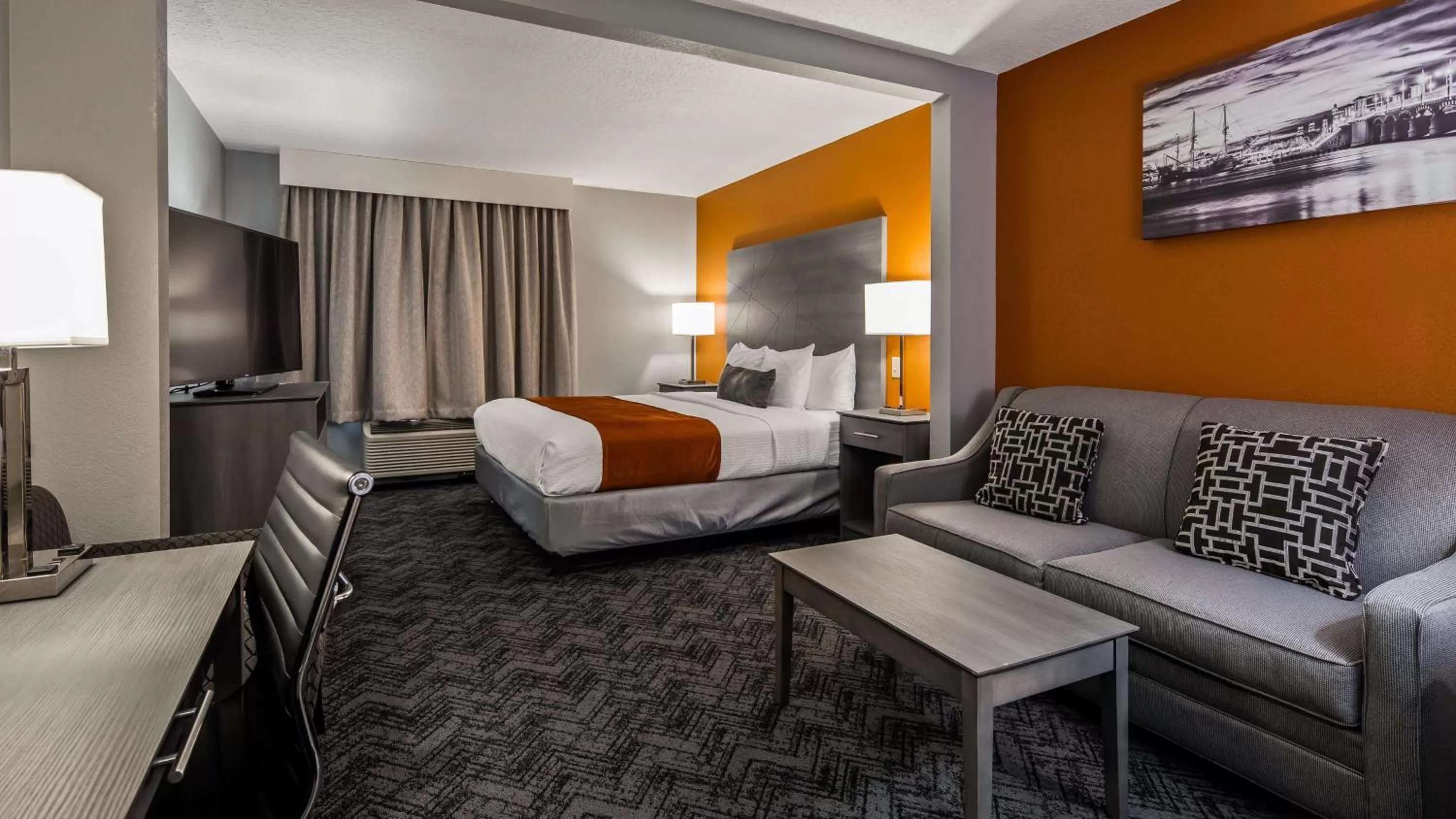 Photo of the whole room, Bed in Best Western Plus St. Augustine I-95