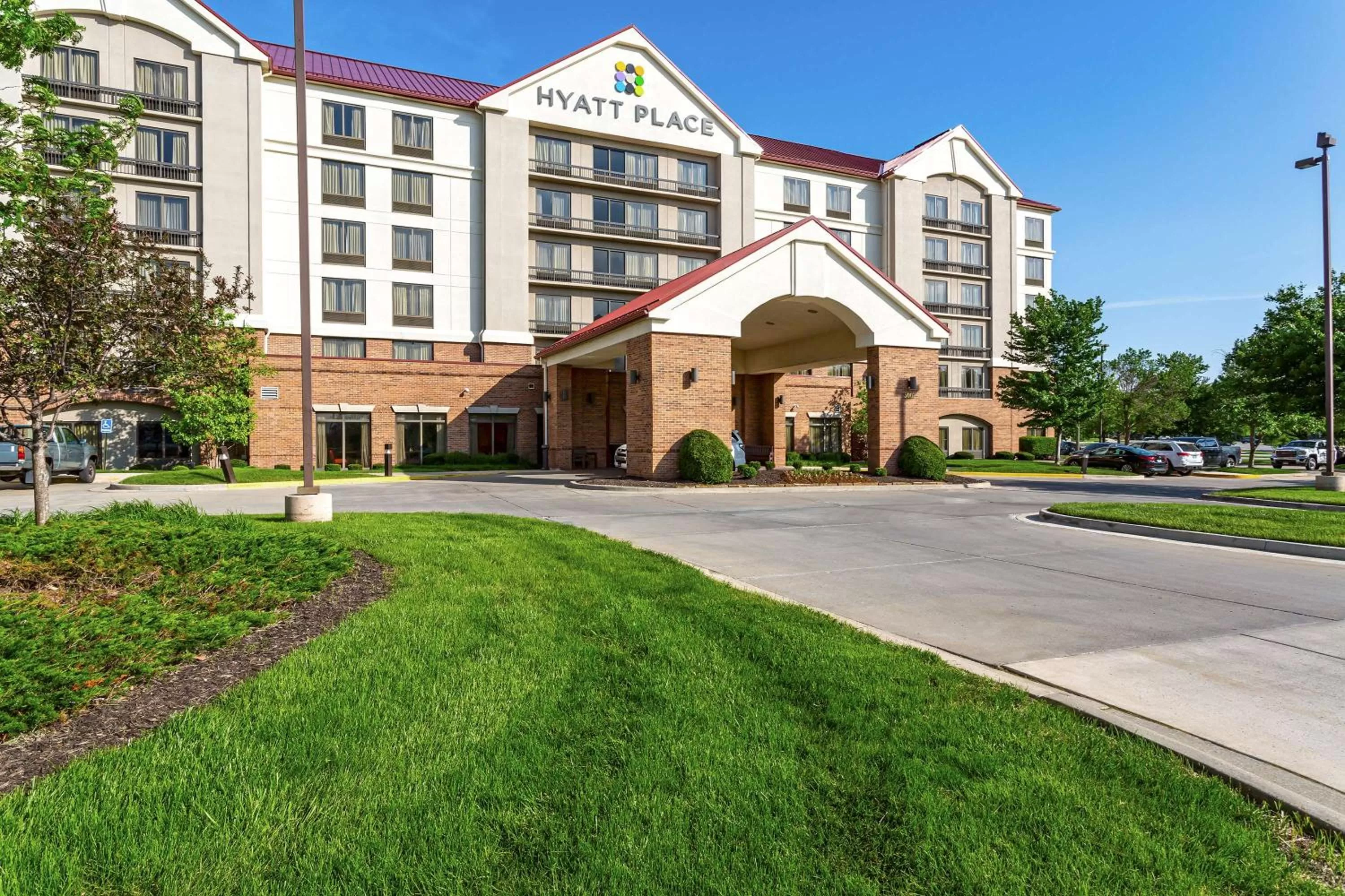 Property building in Hyatt Place Kansas City/Overland Park/Convention Center