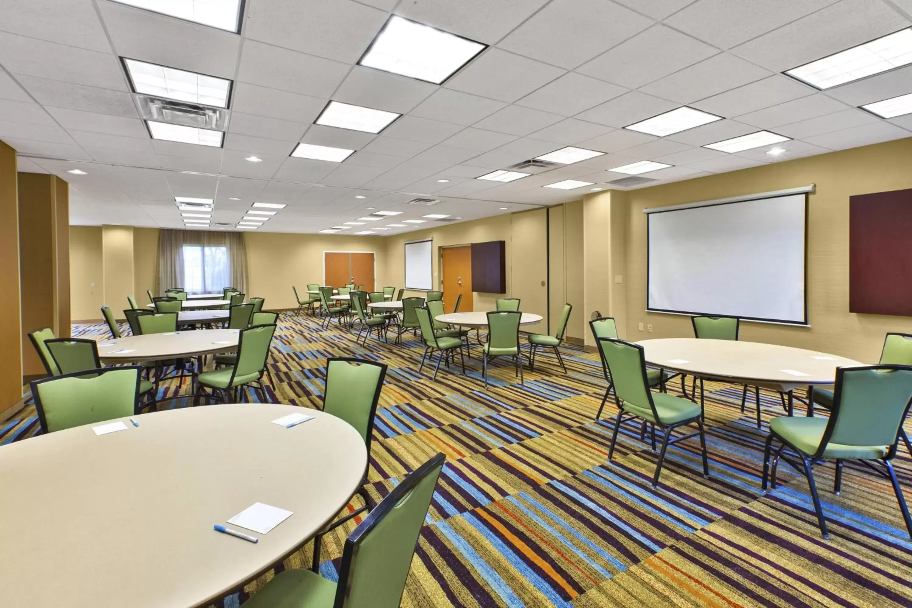 Meeting/conference room in Fairfield Inn & Suites by Marriott Lexington North