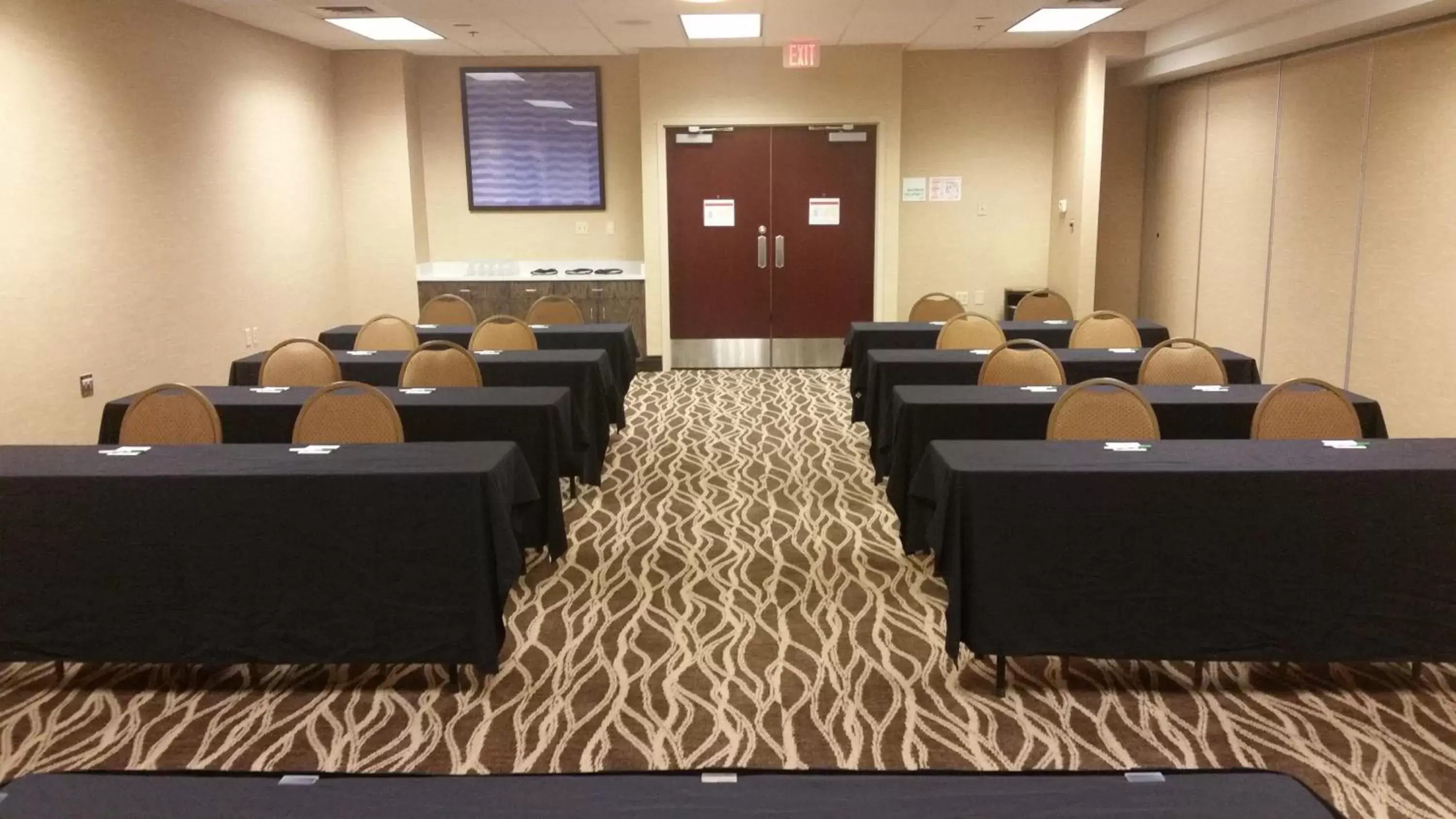 Meeting/conference room in Holiday Inn Little Rock - Presidential Downtown, an IHG Hotel