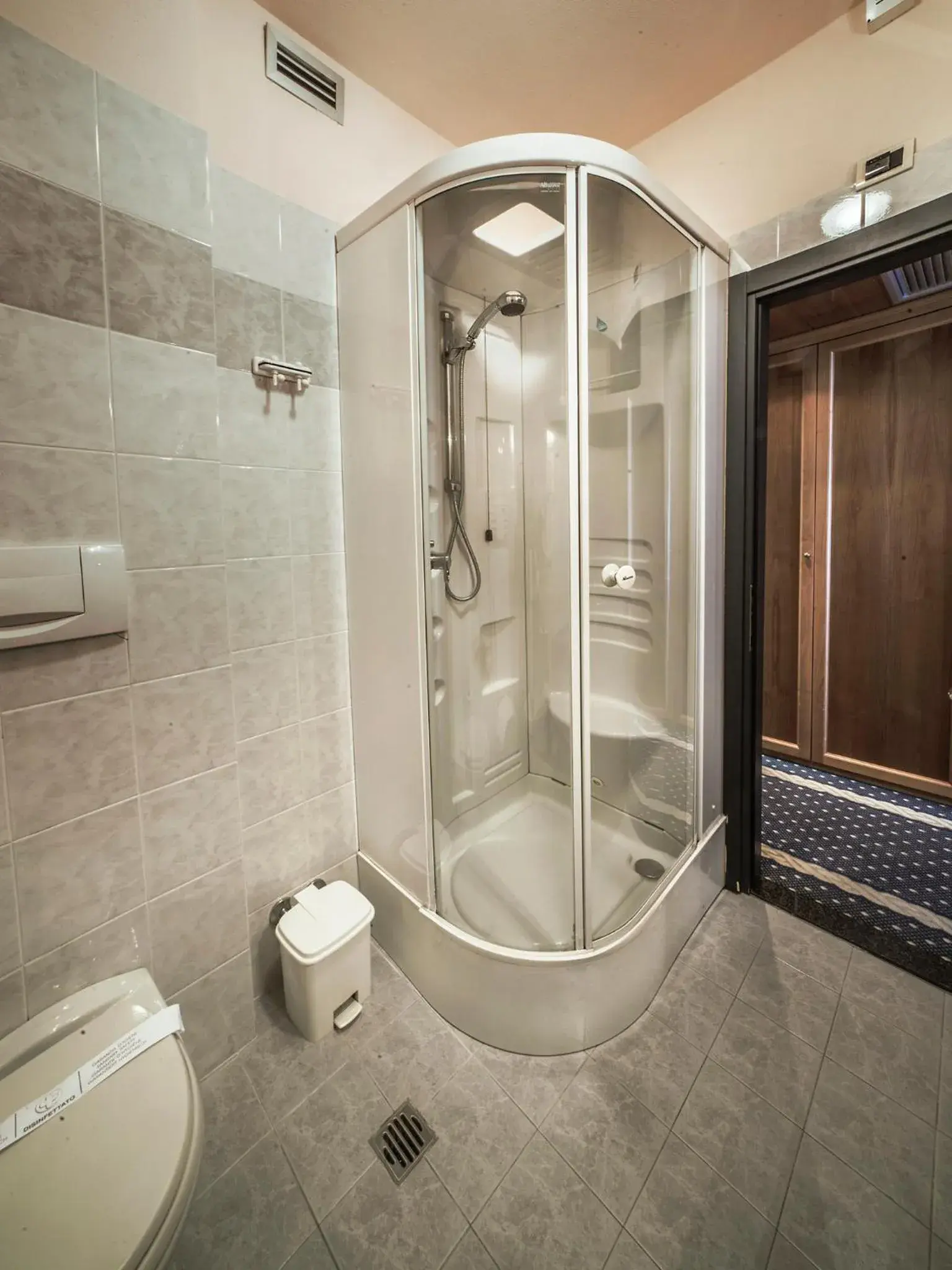 Bathroom in Hotel Valdarno