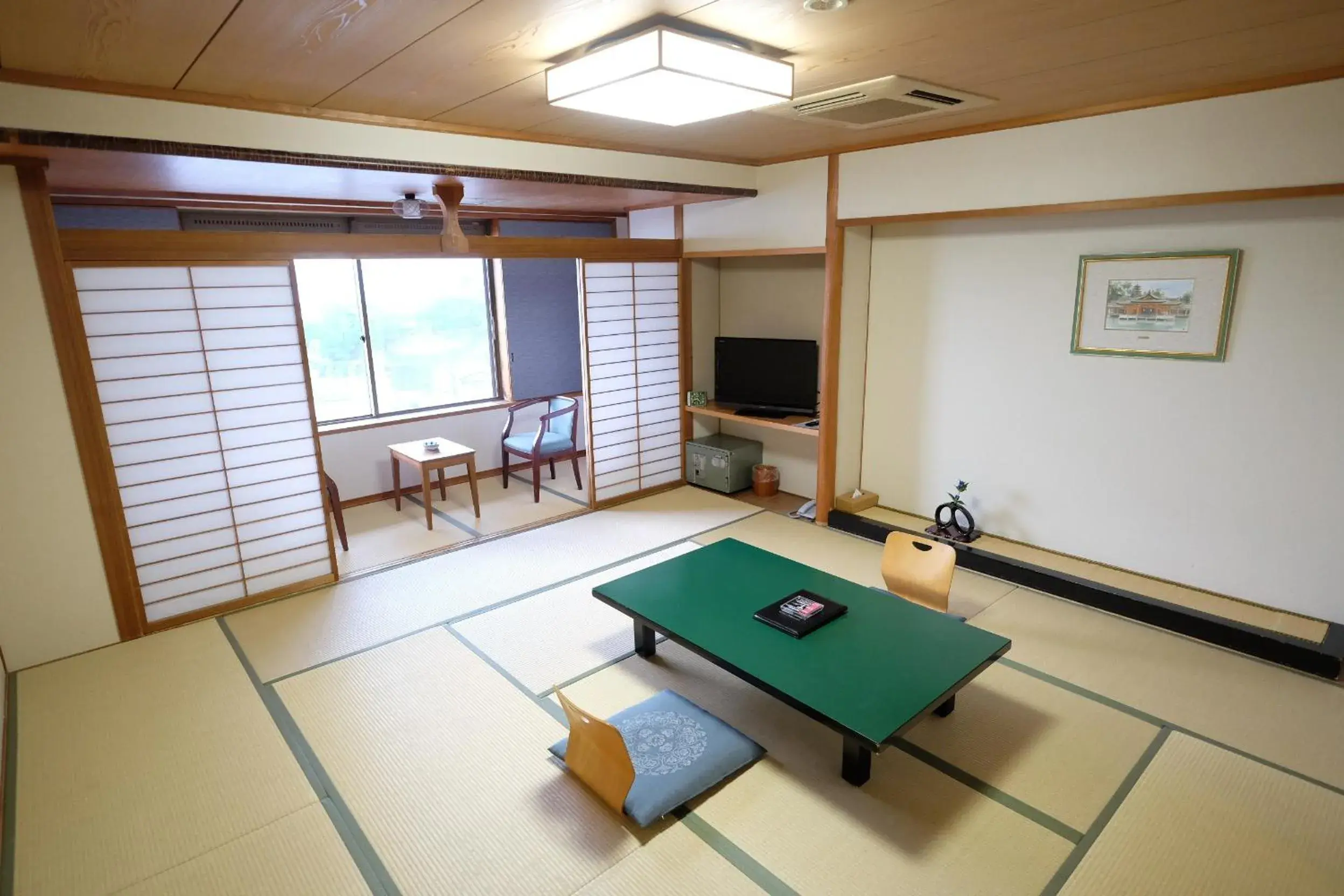 Japanese-Style Room in Miyajima Hotel Makoto