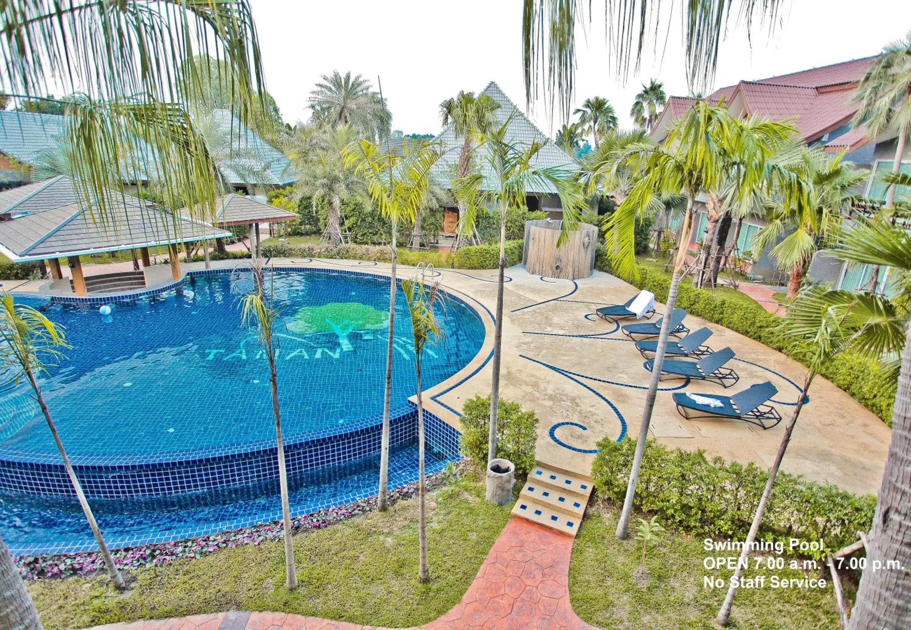 Pool View in Taman Resort