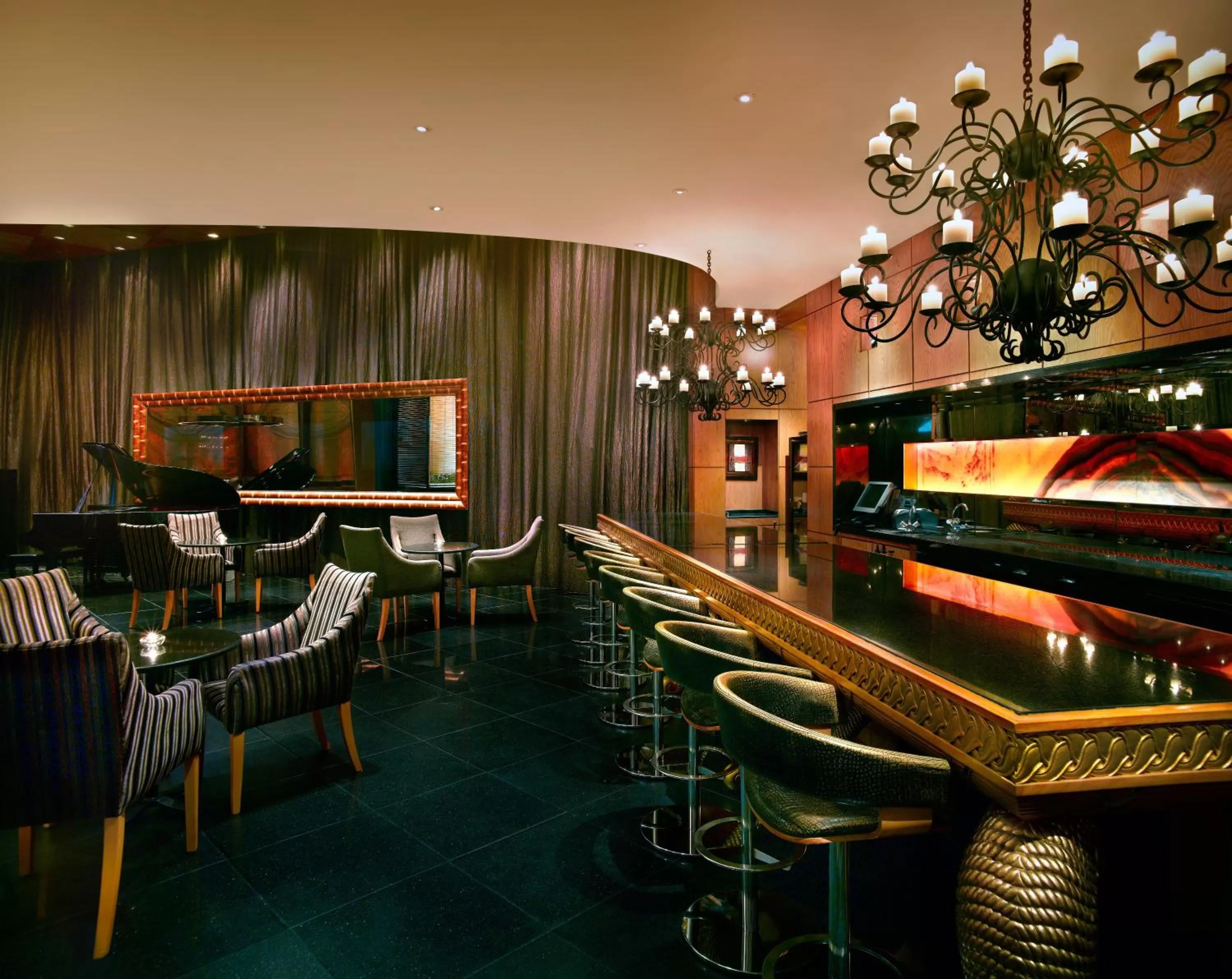 Lounge or bar in Grand Hyatt Residence