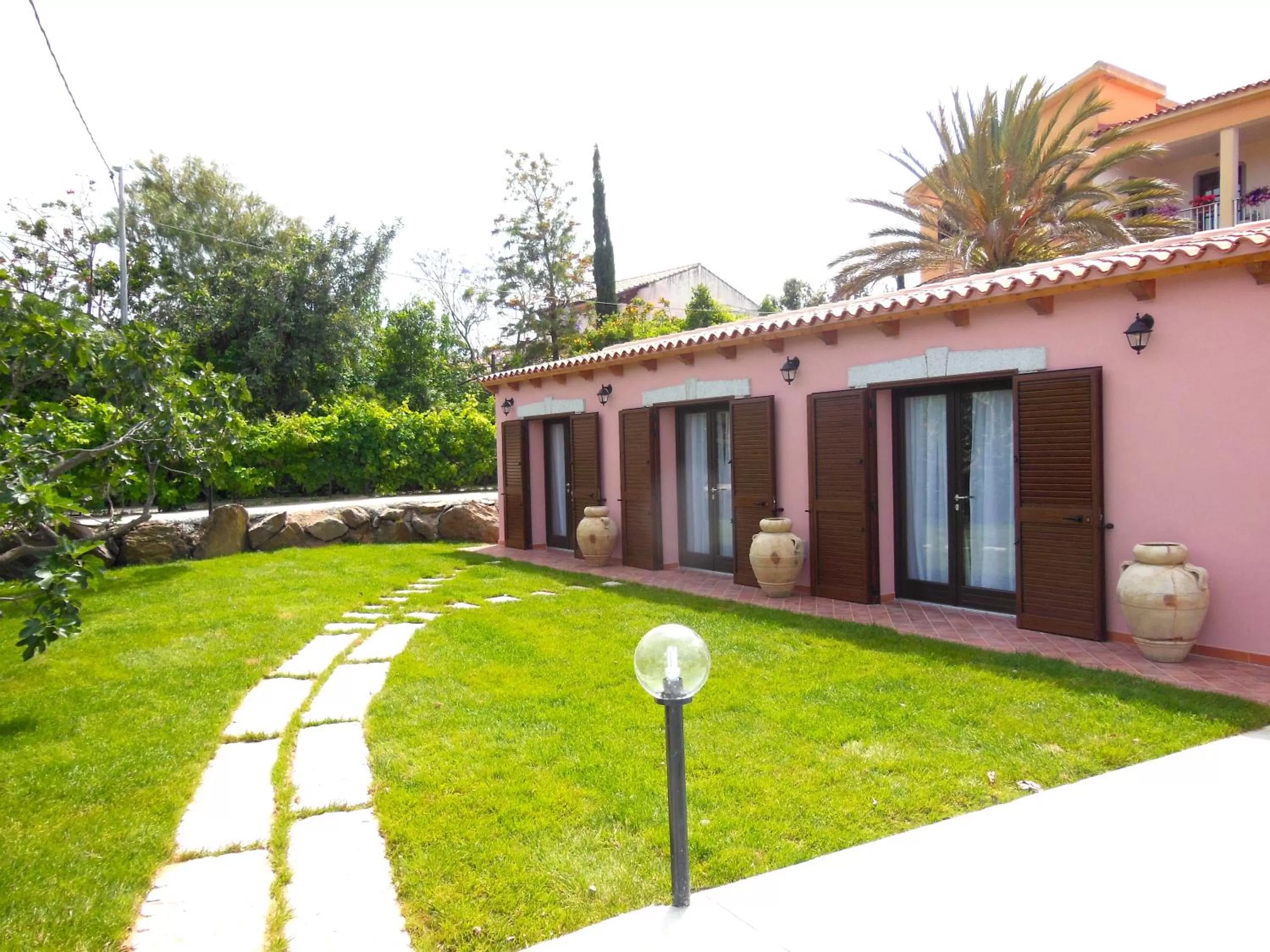 Property building in QUADRIFOGLIO Affittacamere