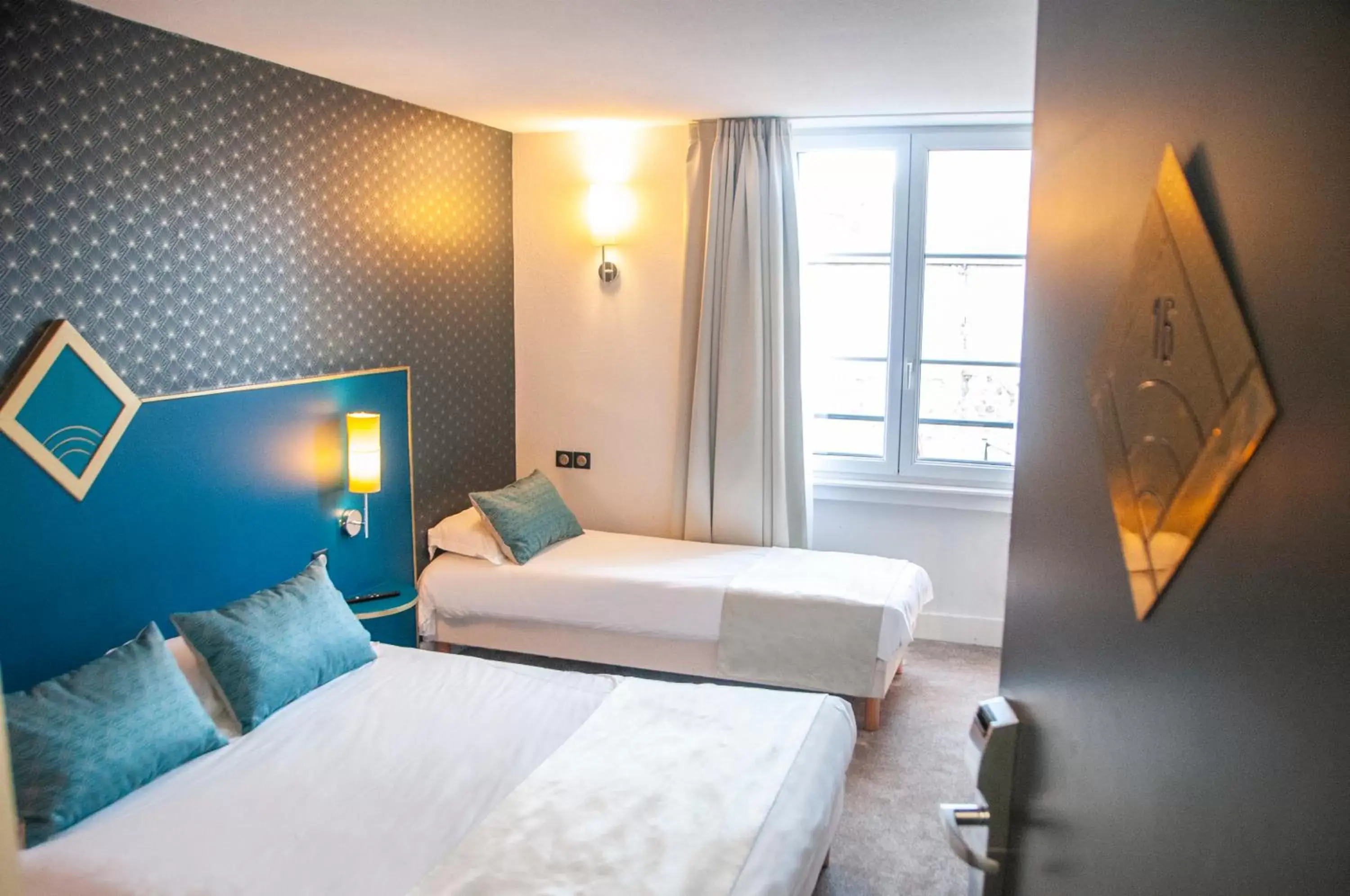 Bed in The Originals City, Hôtel Bristol, Le Puy-en-Velay (Inter-Hotel)