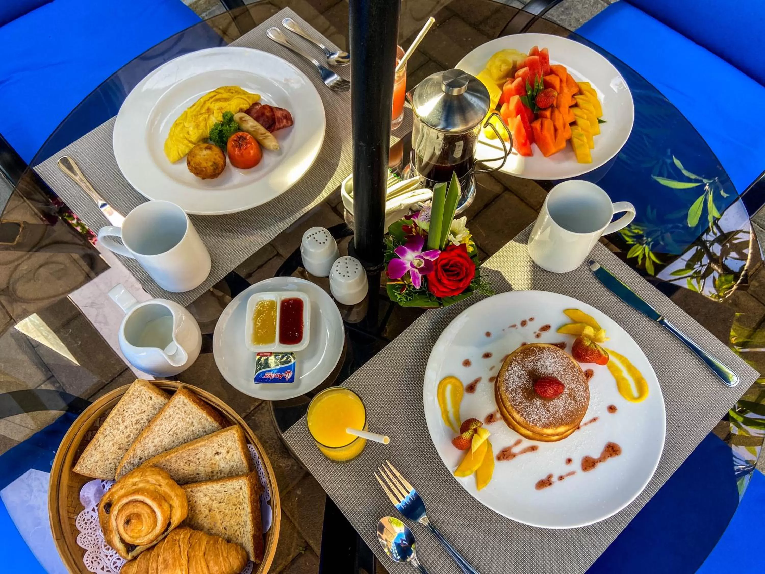 Breakfast in Puri Hiromi Boutique Residence