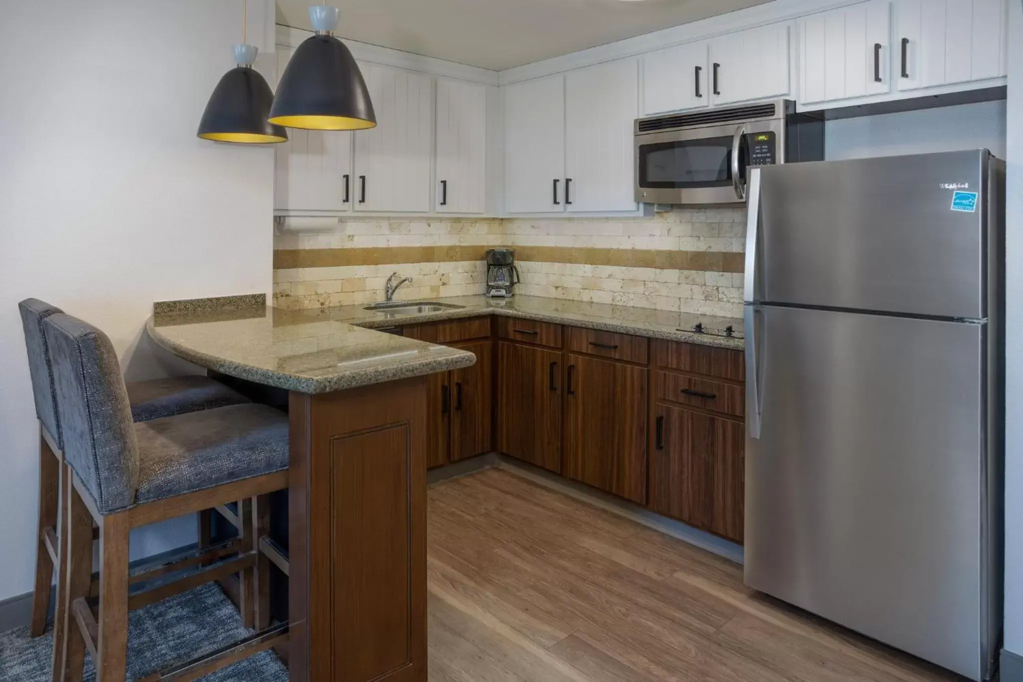 Photo of the whole room, Kitchen/Kitchenette in Staybridge Suites Wilmington East, an IHG Hotel