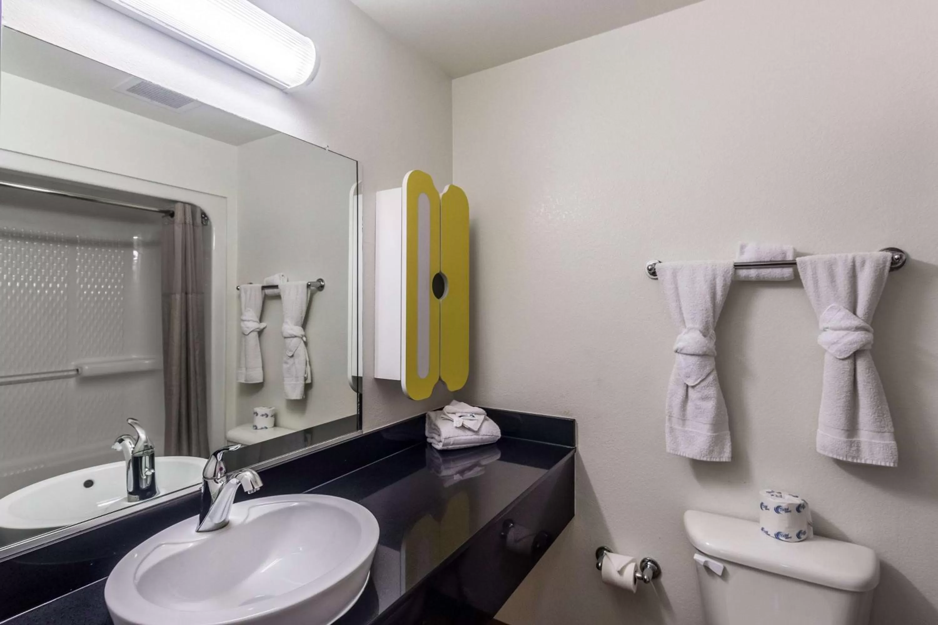 Bathroom in Studio 6-Mcallen, TX