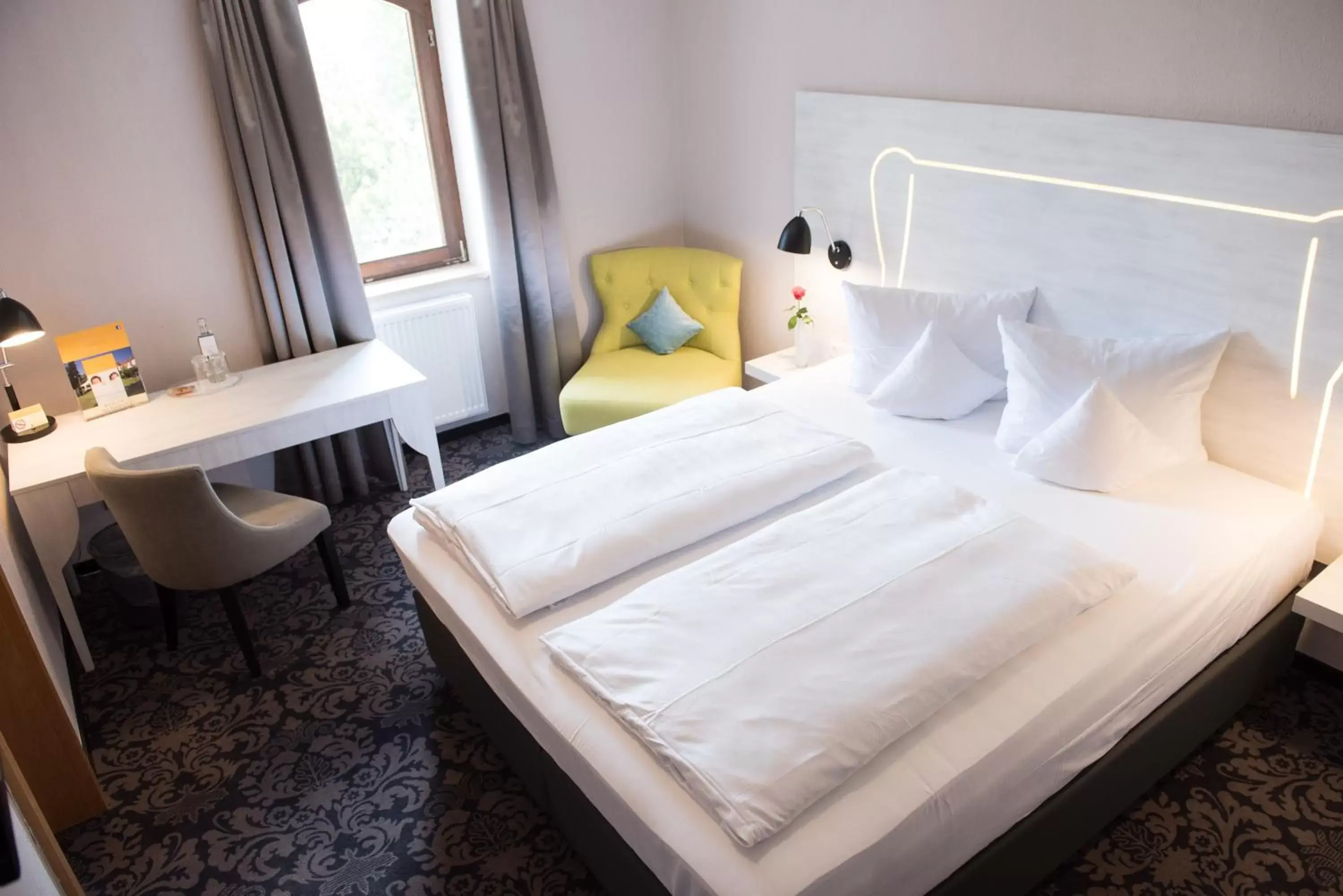 Comfort Double Room in Parkhotel Schillerhain Comfort Double Room in Parkhotel Schillerhain