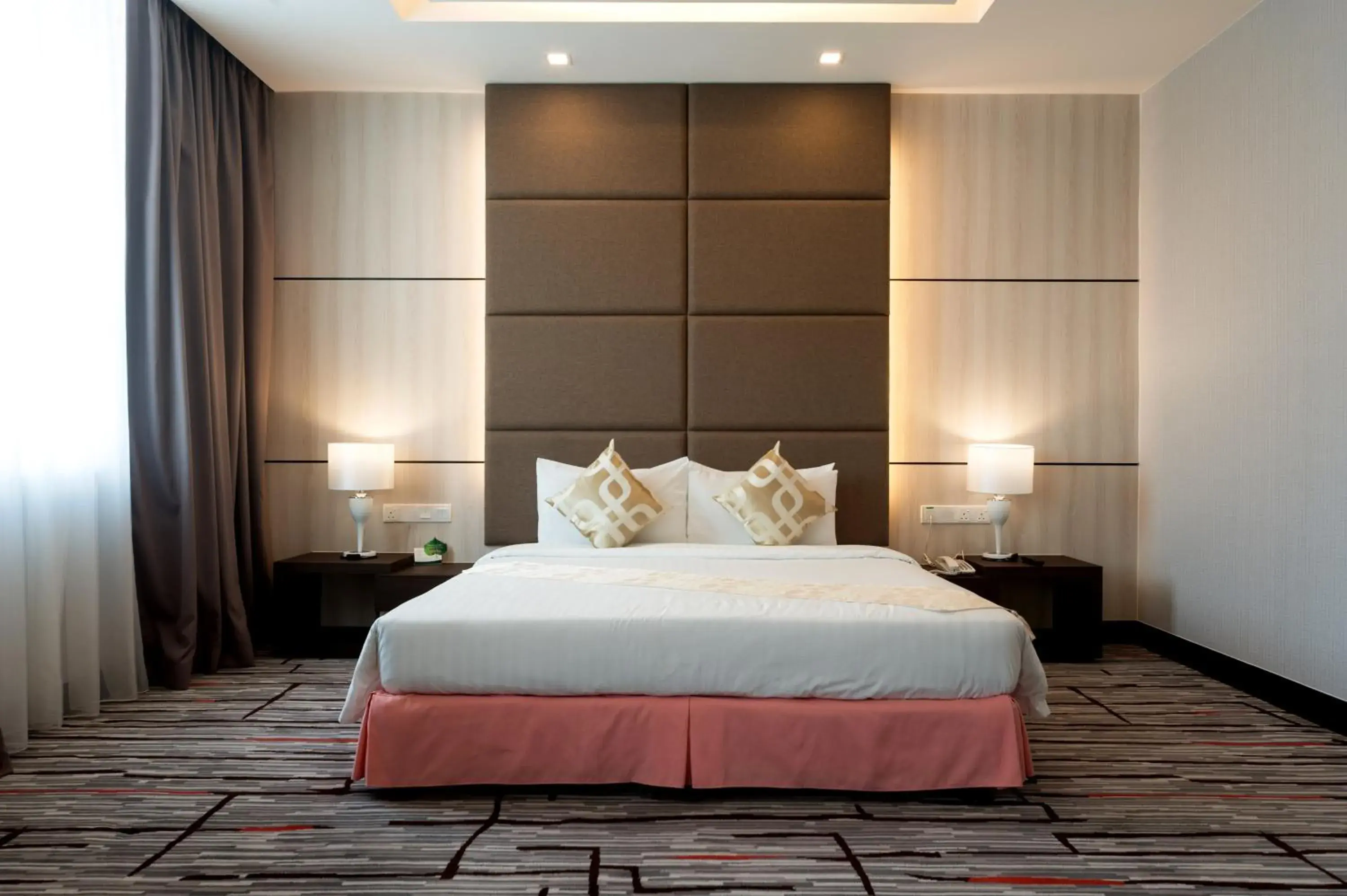 Bedroom, Bed in Promenade Hotel Bintulu
