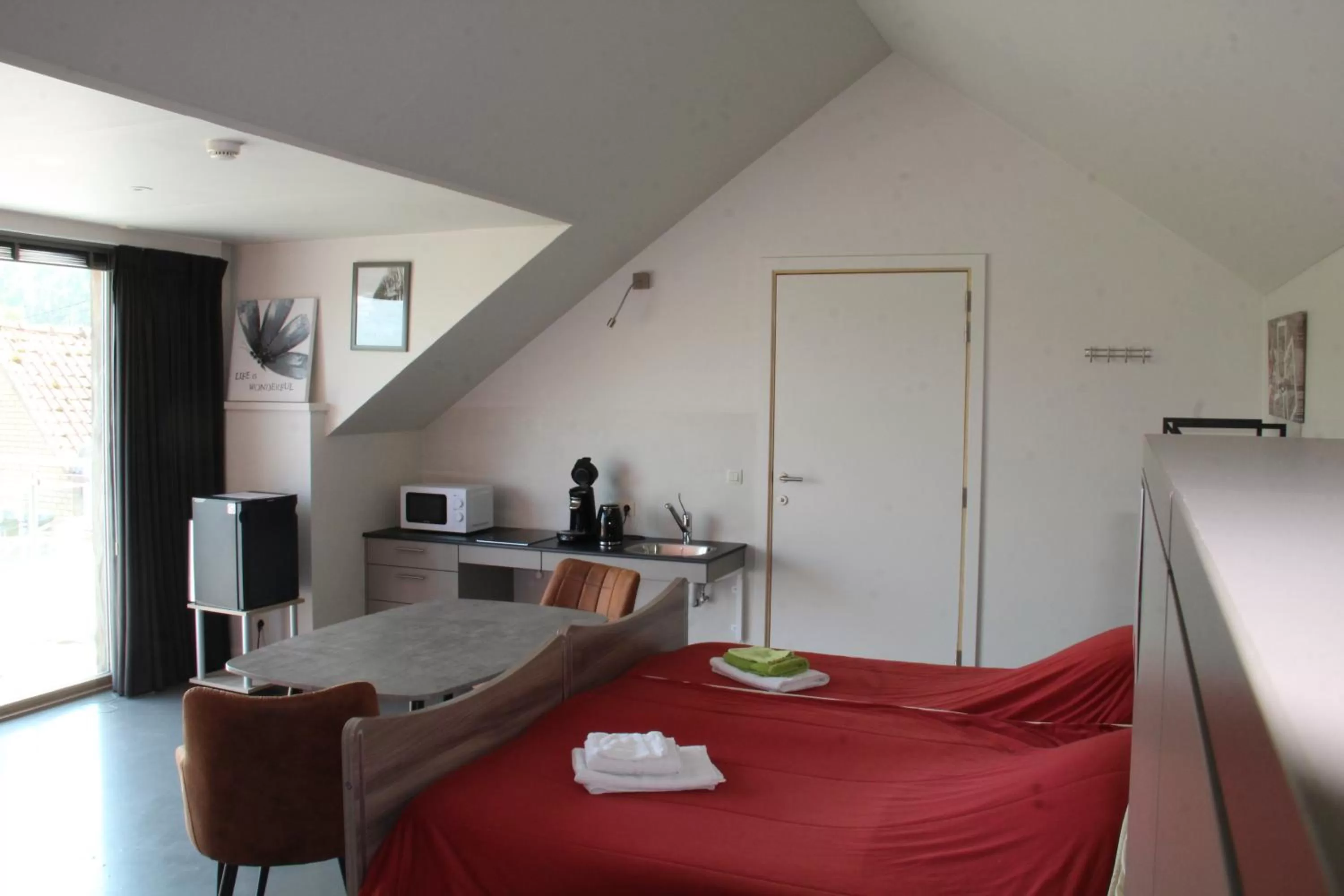 Dining area, Bed in B&B Altijd Genieten