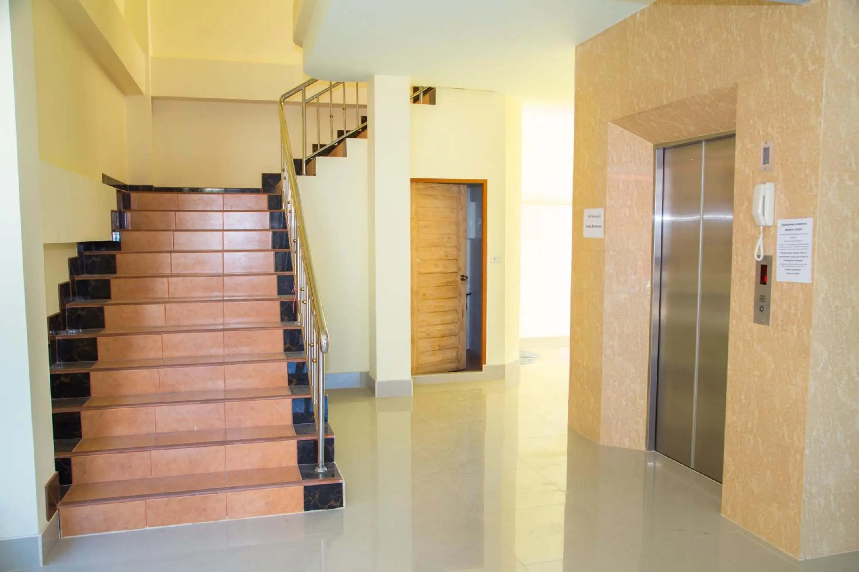 Facade/entrance in Smile Residence Facade/entrance in Smile Residence