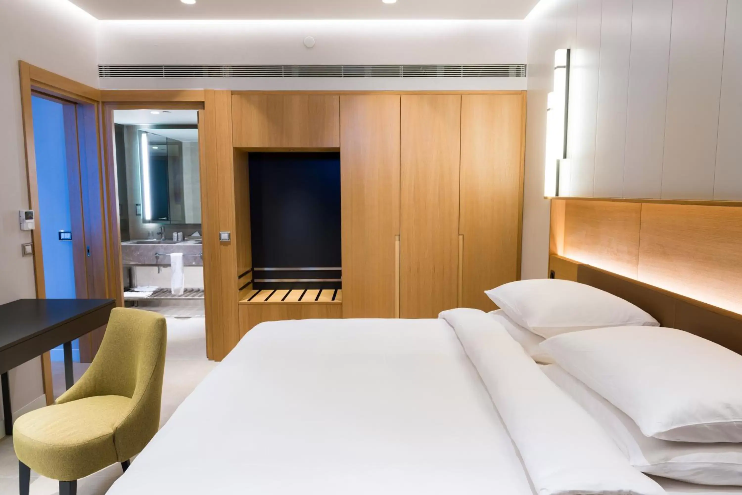 Photo of the whole room in Radisson Hotel Dakar Diamniadio Photo of the whole room in Radisson Hotel Dakar Diamniadio