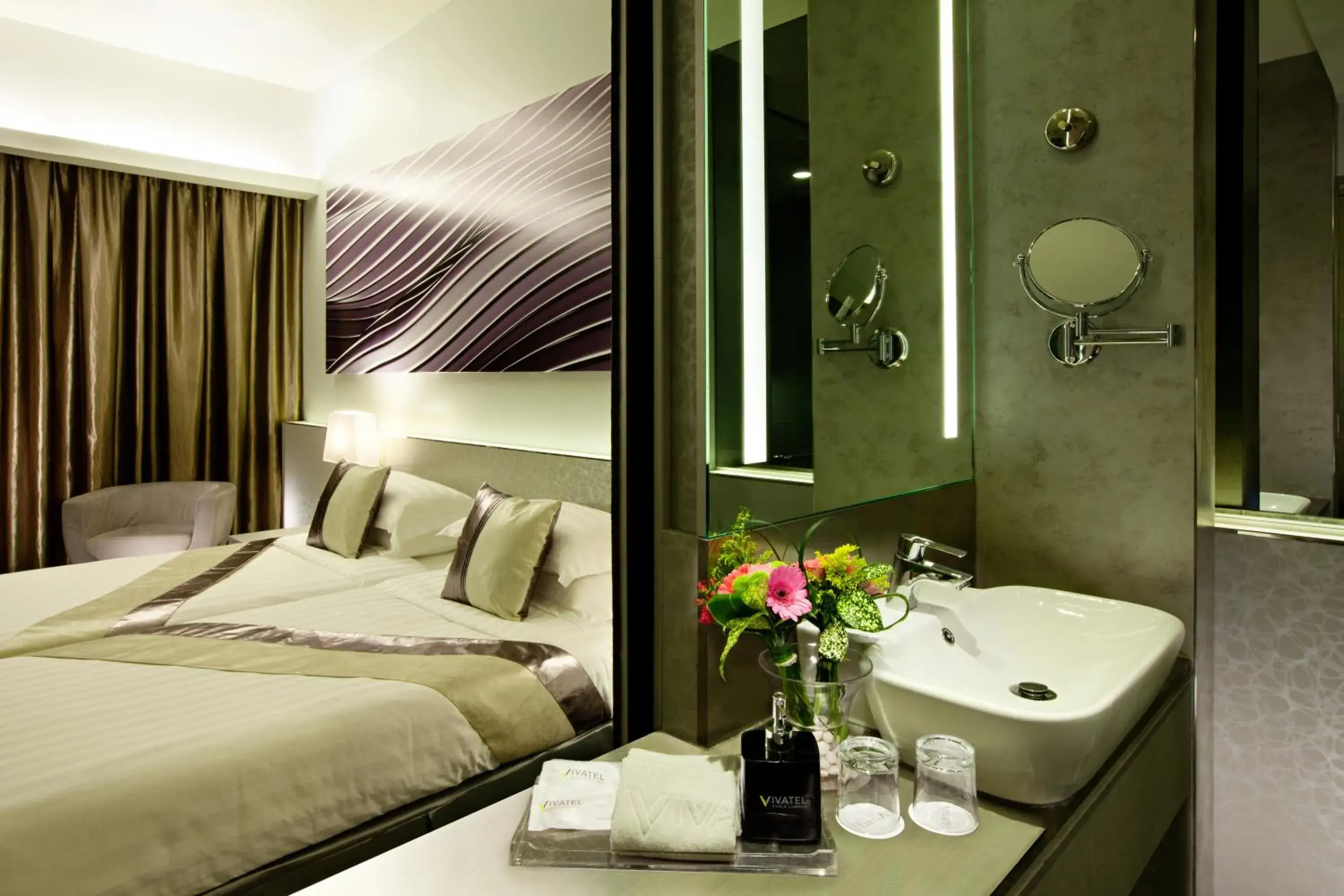 Bed, Bathroom in Vivatel Kuala Lumpur