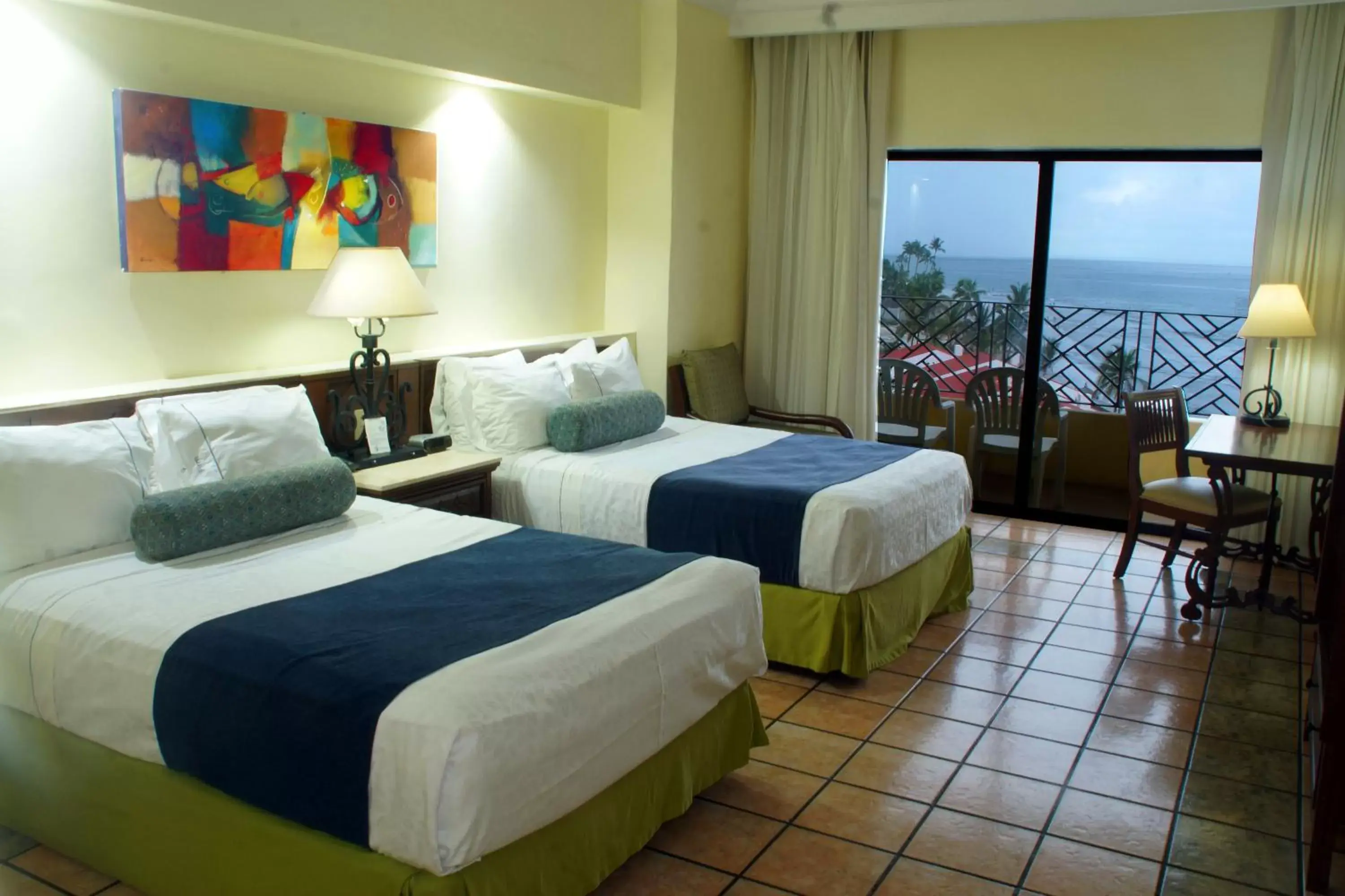 Sea view, Bed in Royal Villas Resort