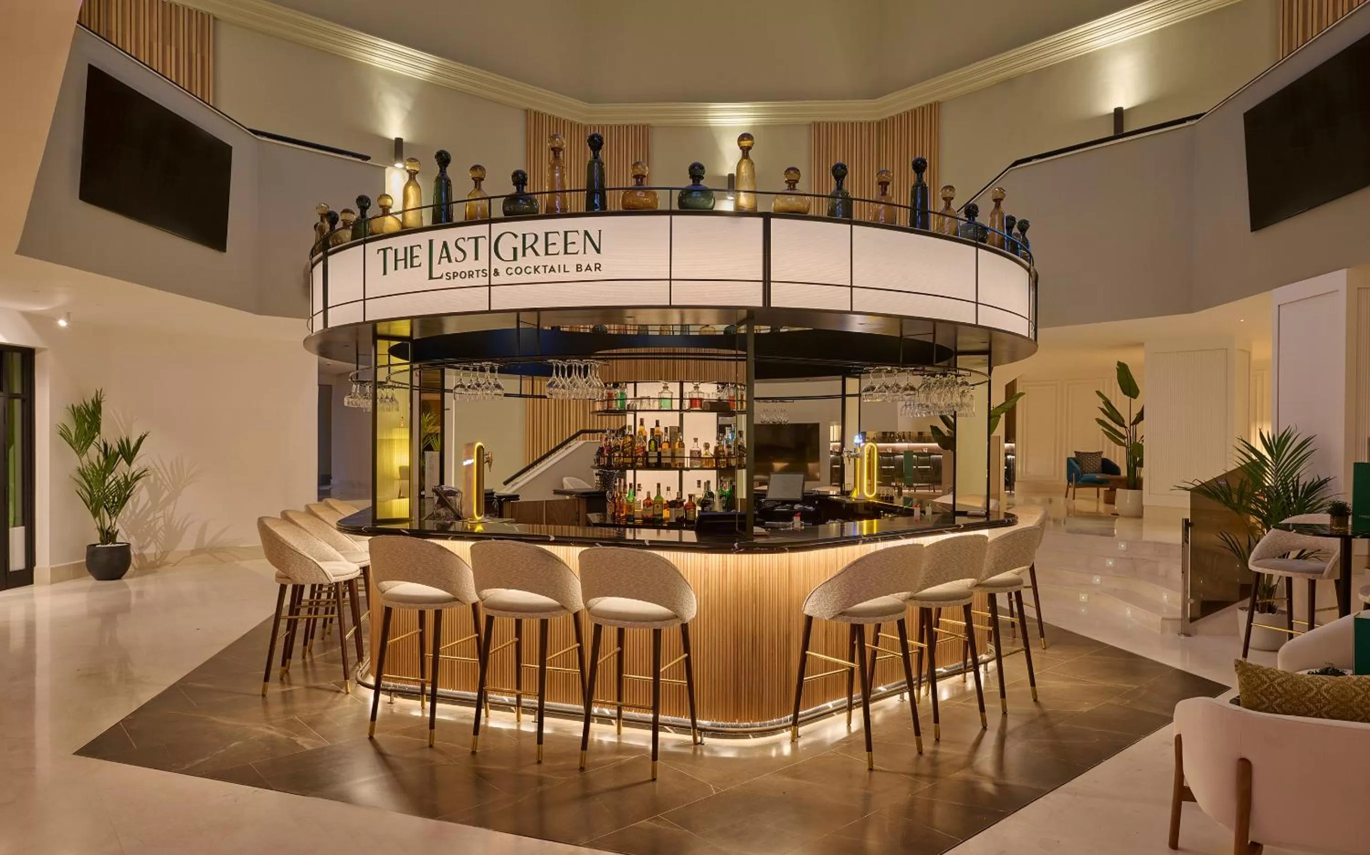 Lounge or bar in Grand Hyatt La Manga Club Golf & Spa