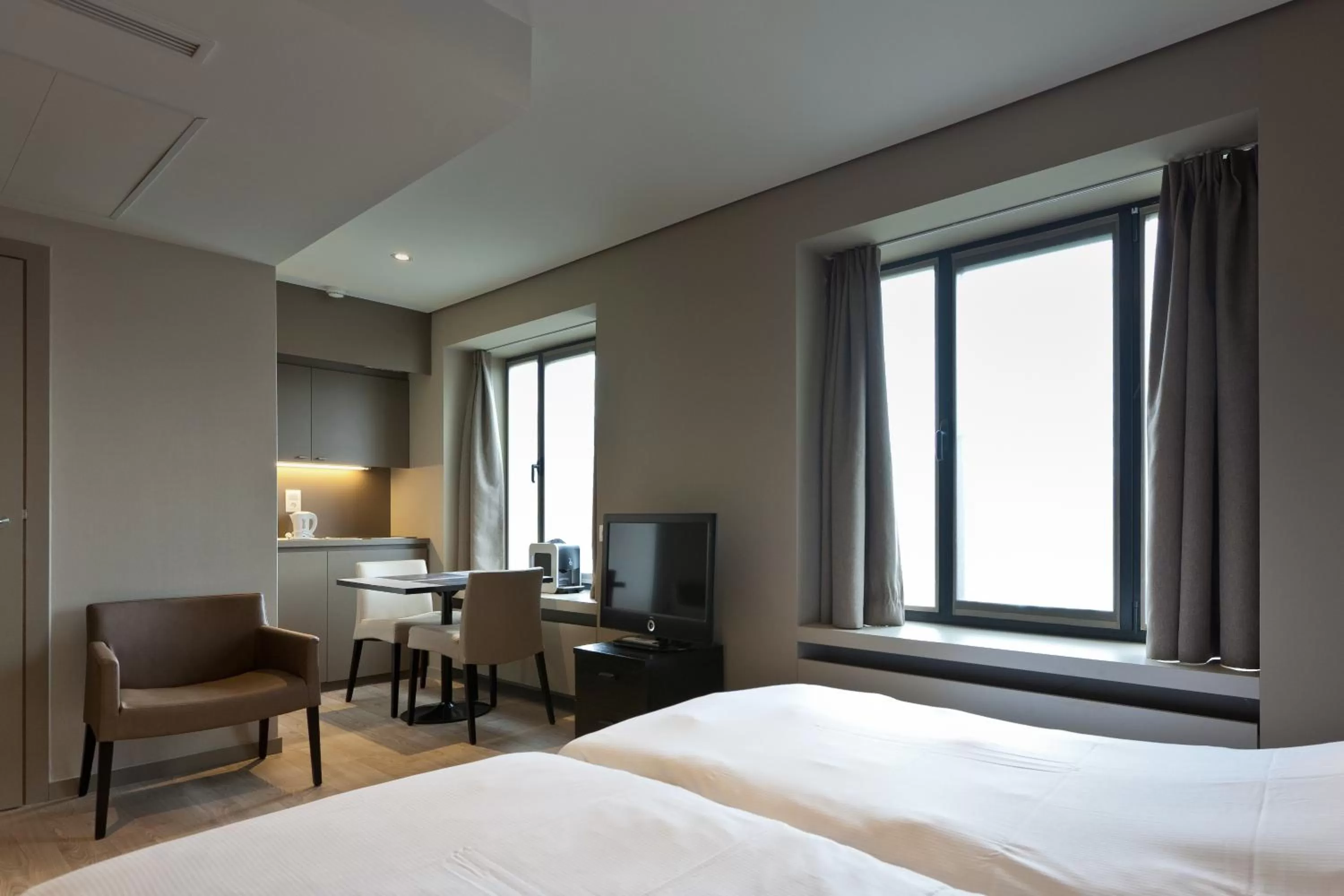 Photo of the whole room, Bed in Castelnou Aparthotel