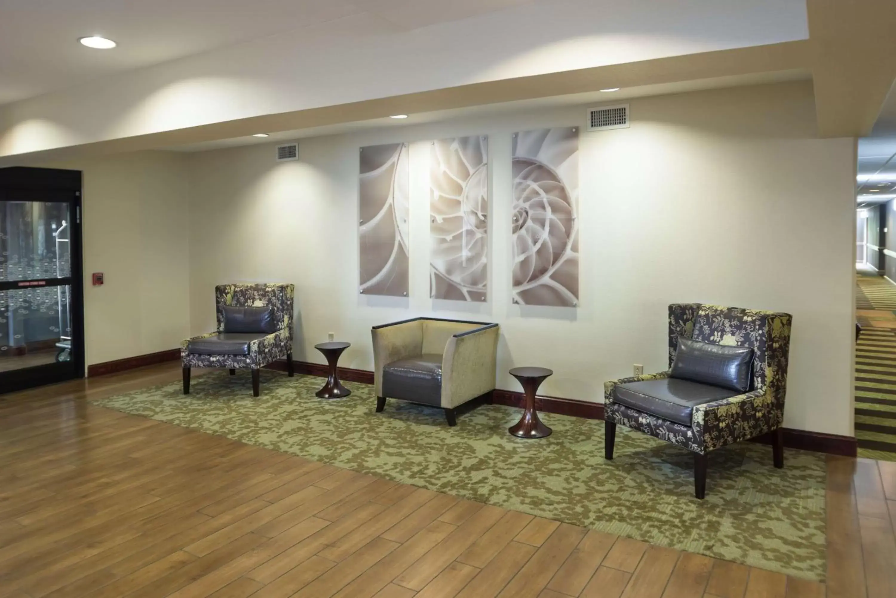 Lobby or reception, Seating Area in Hampton Inn & Suites Wilson I-95