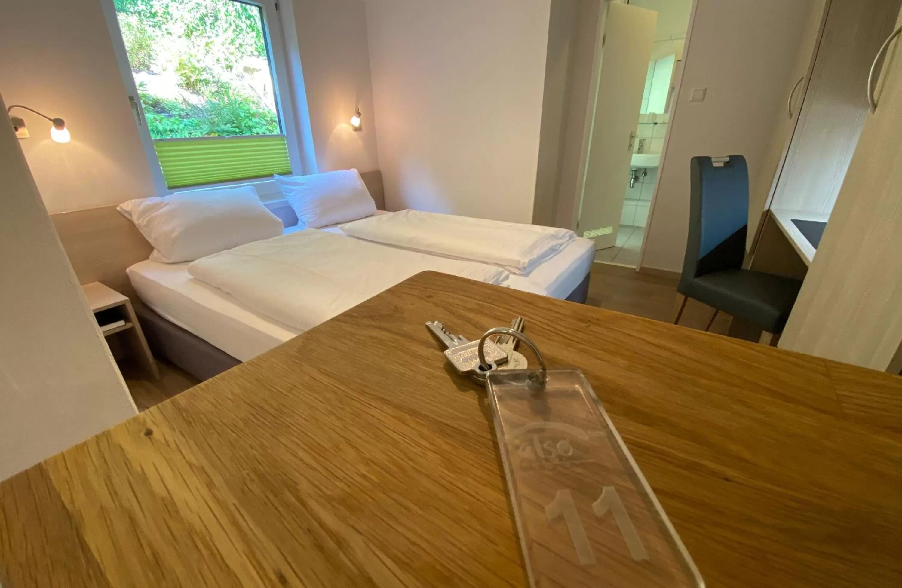 Bedroom, Bed in also-Hotel an der Hardt