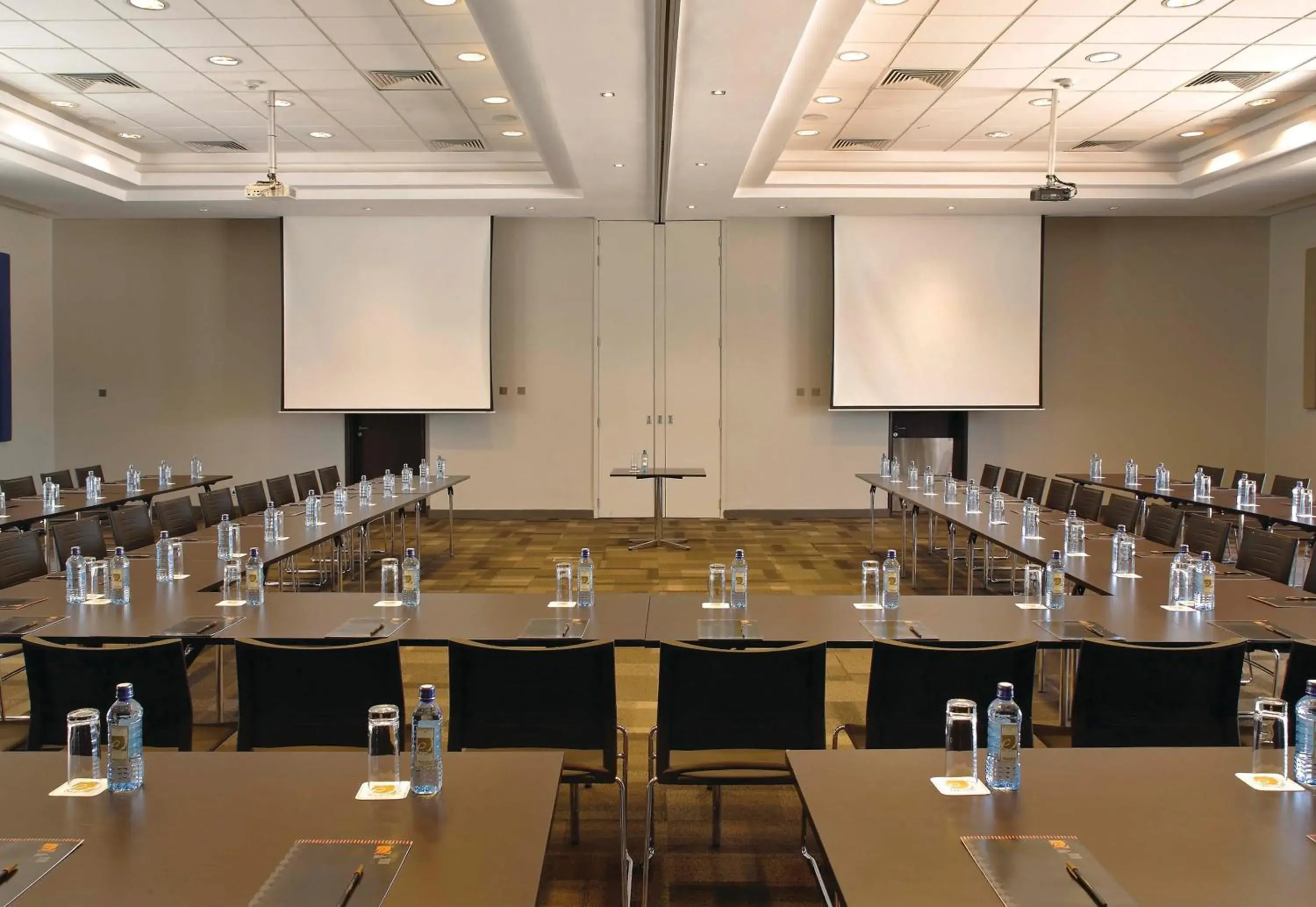 Business facilities in Eka Hotel Nairobi