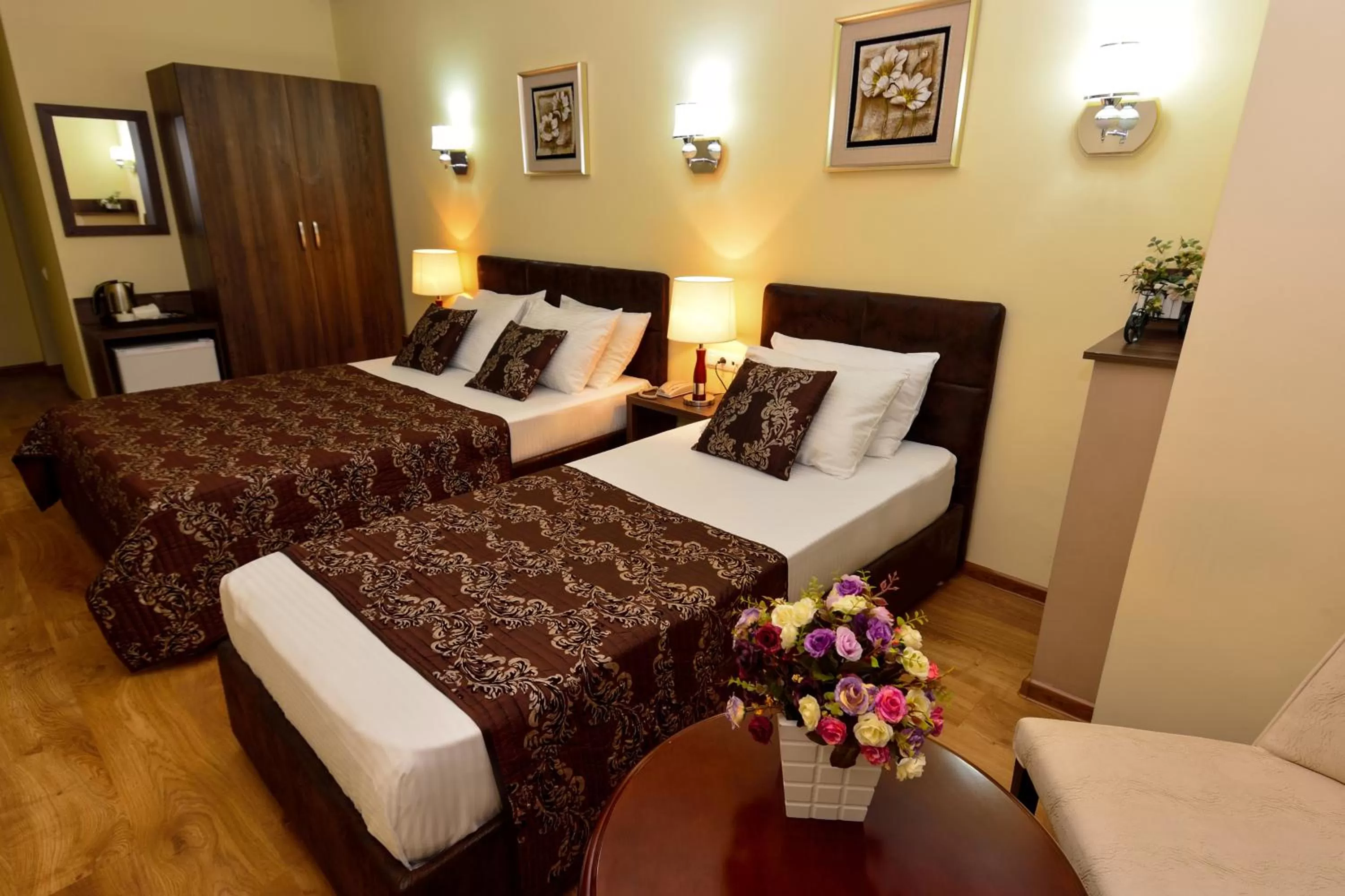 Photo of the whole room, Bed in Hotel Diamond