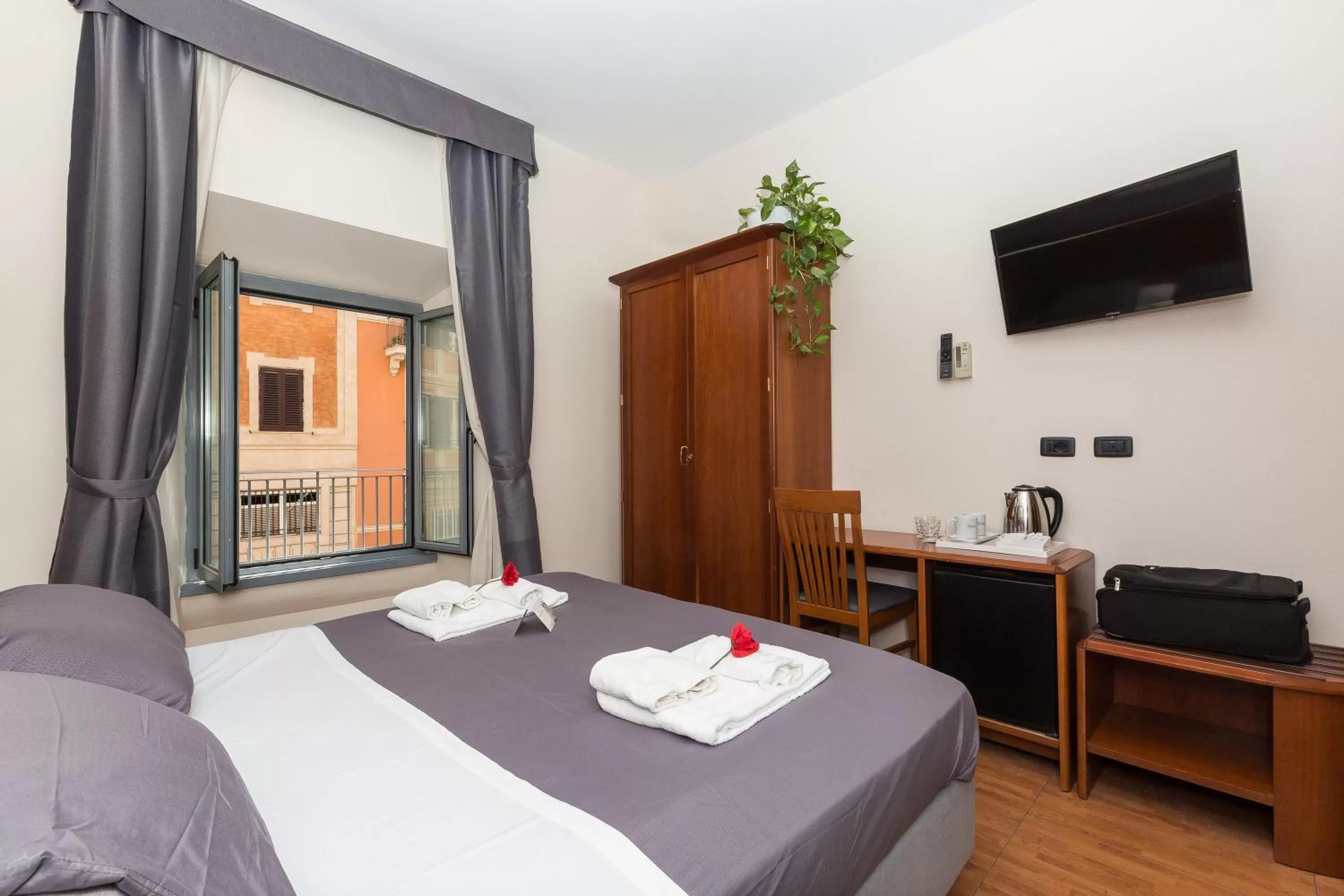 Photo of the whole room, Bed in Filomena Arthouse