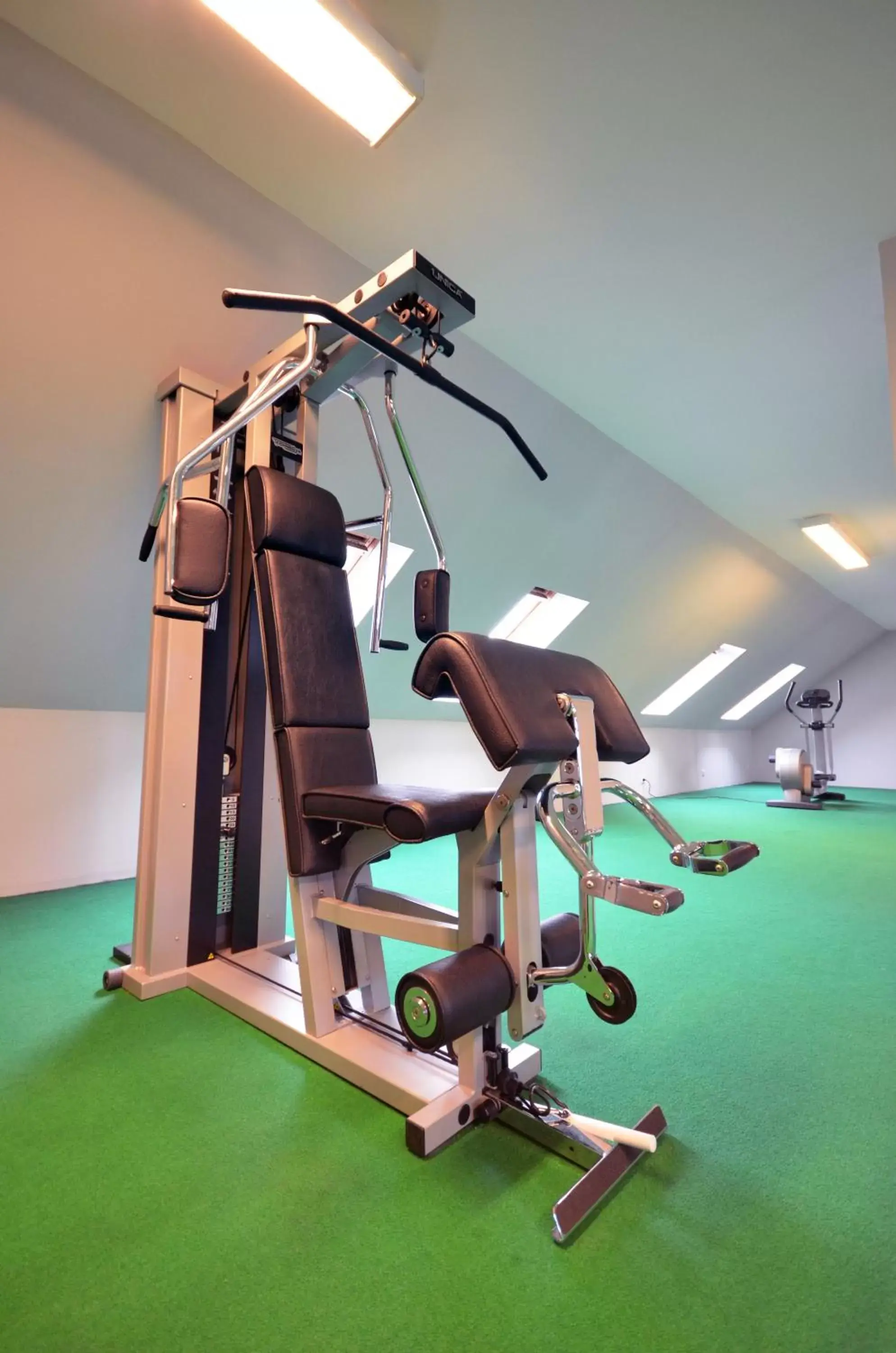 Fitness centre/facilities, Fitness Center/Facilities in Kyriad Dijon Est Mirande