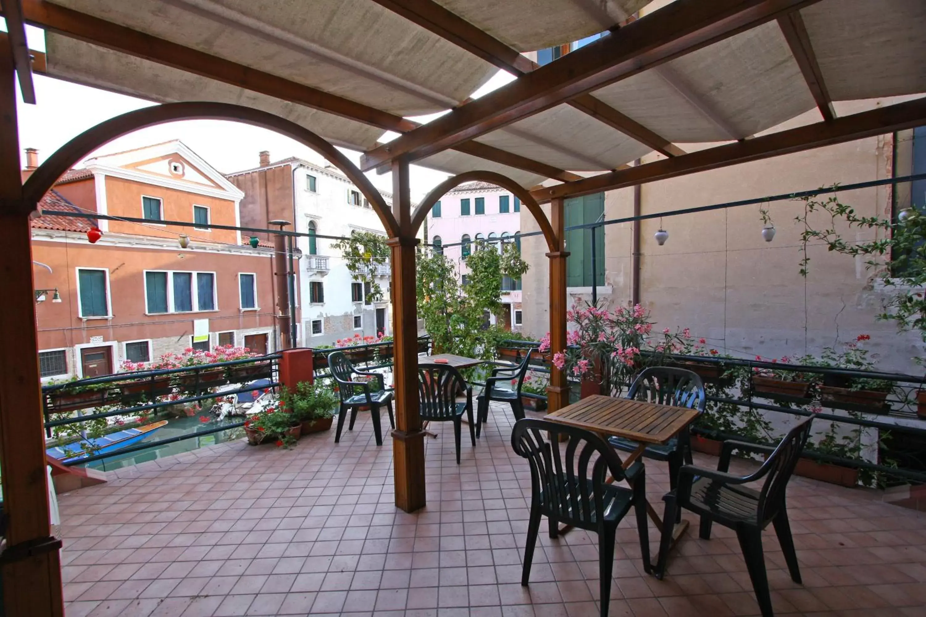 Balcony/Terrace, Restaurant/Places to Eat in Hotel dalla Mora