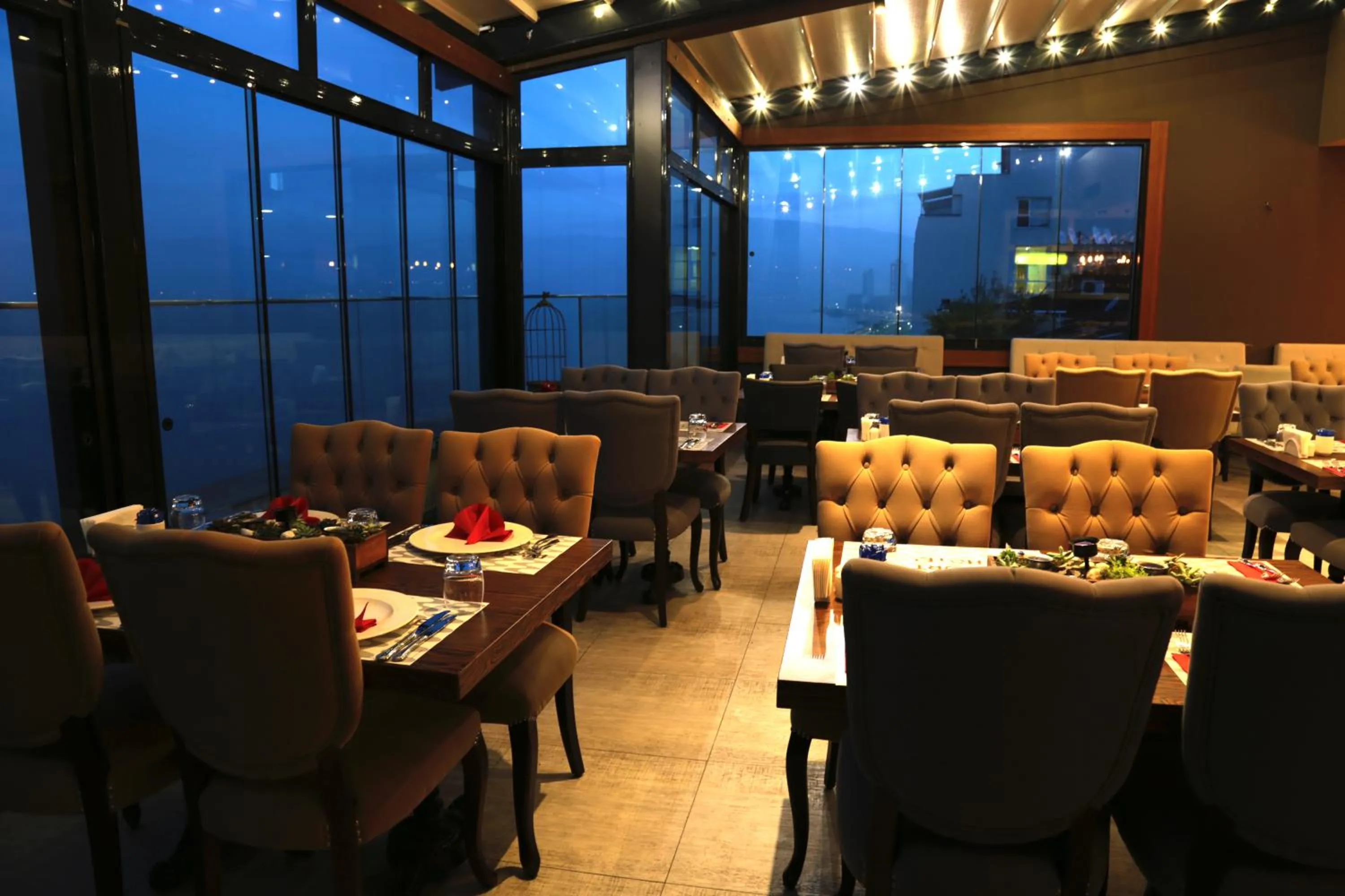 Food and drinks in Pasaport Pier Hotel