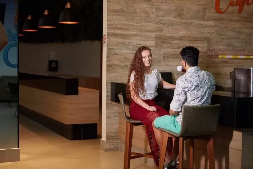 Property building in Resort do Lago by WAM Experience Property building in Resort do Lago by WAM Experience