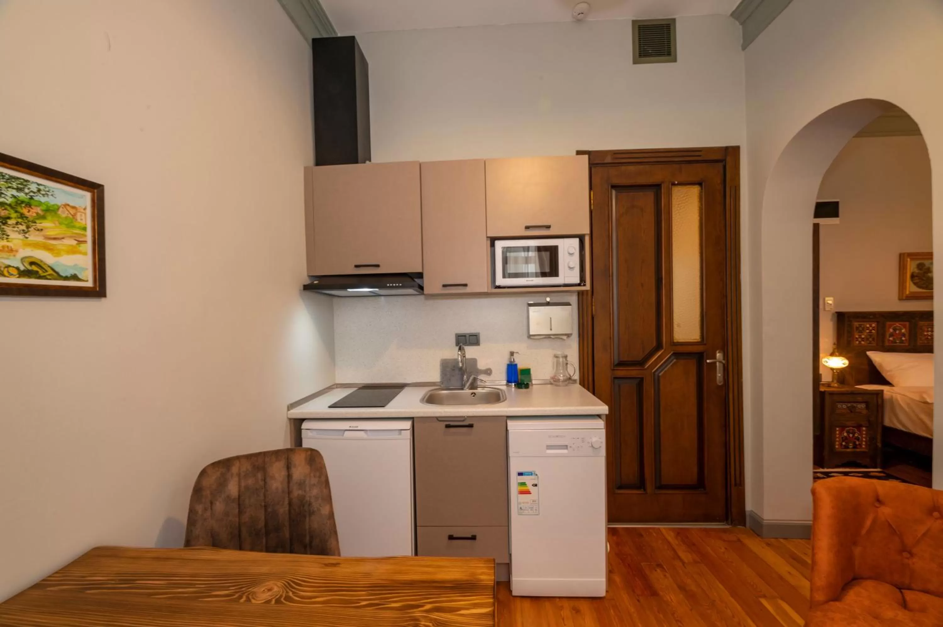 Kitchen or kitchenette in O'Pera Okanlı Suites