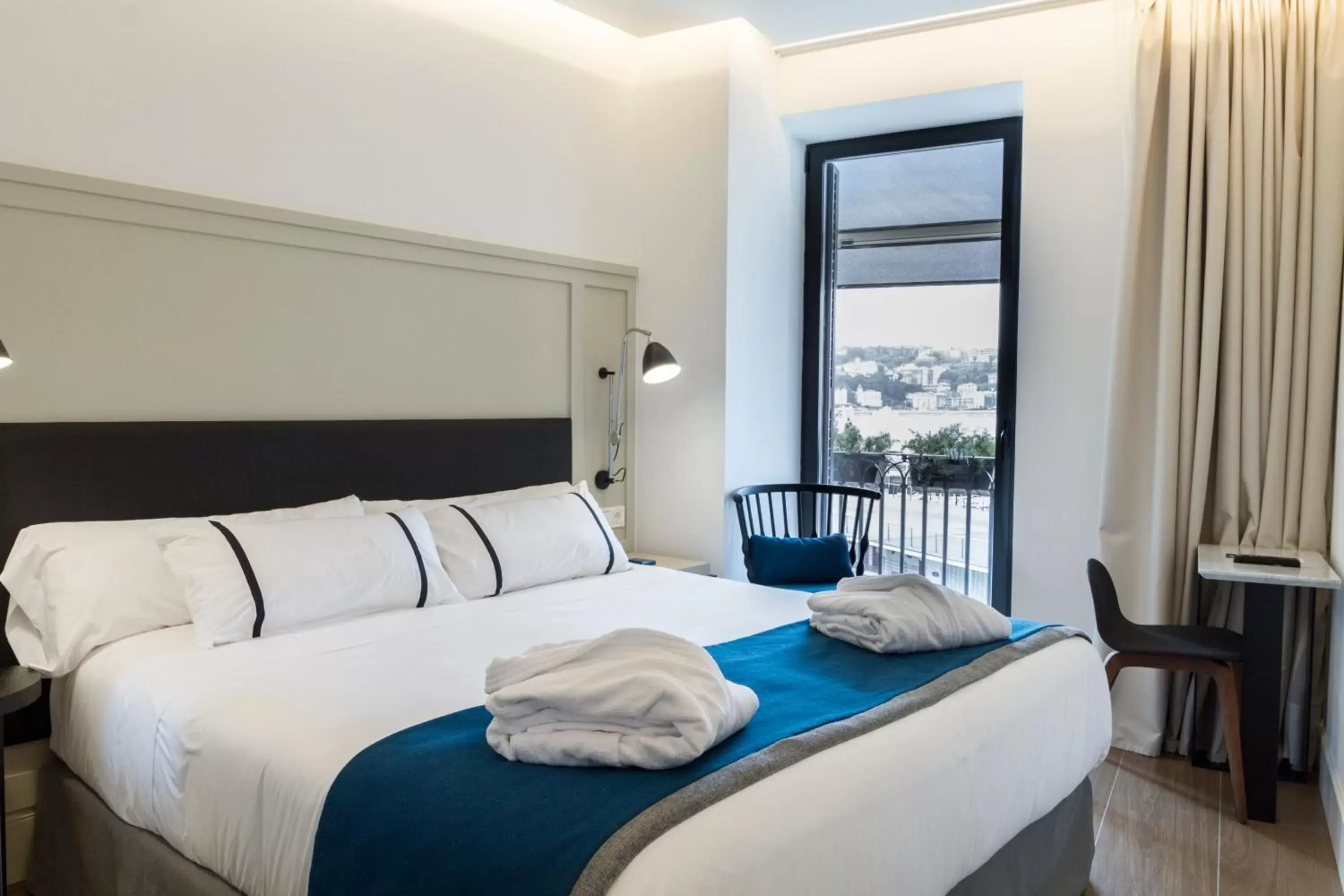 Double Room with Sea View in Hotel SANSEbay Double Room with Sea View in Hotel SANSEbay