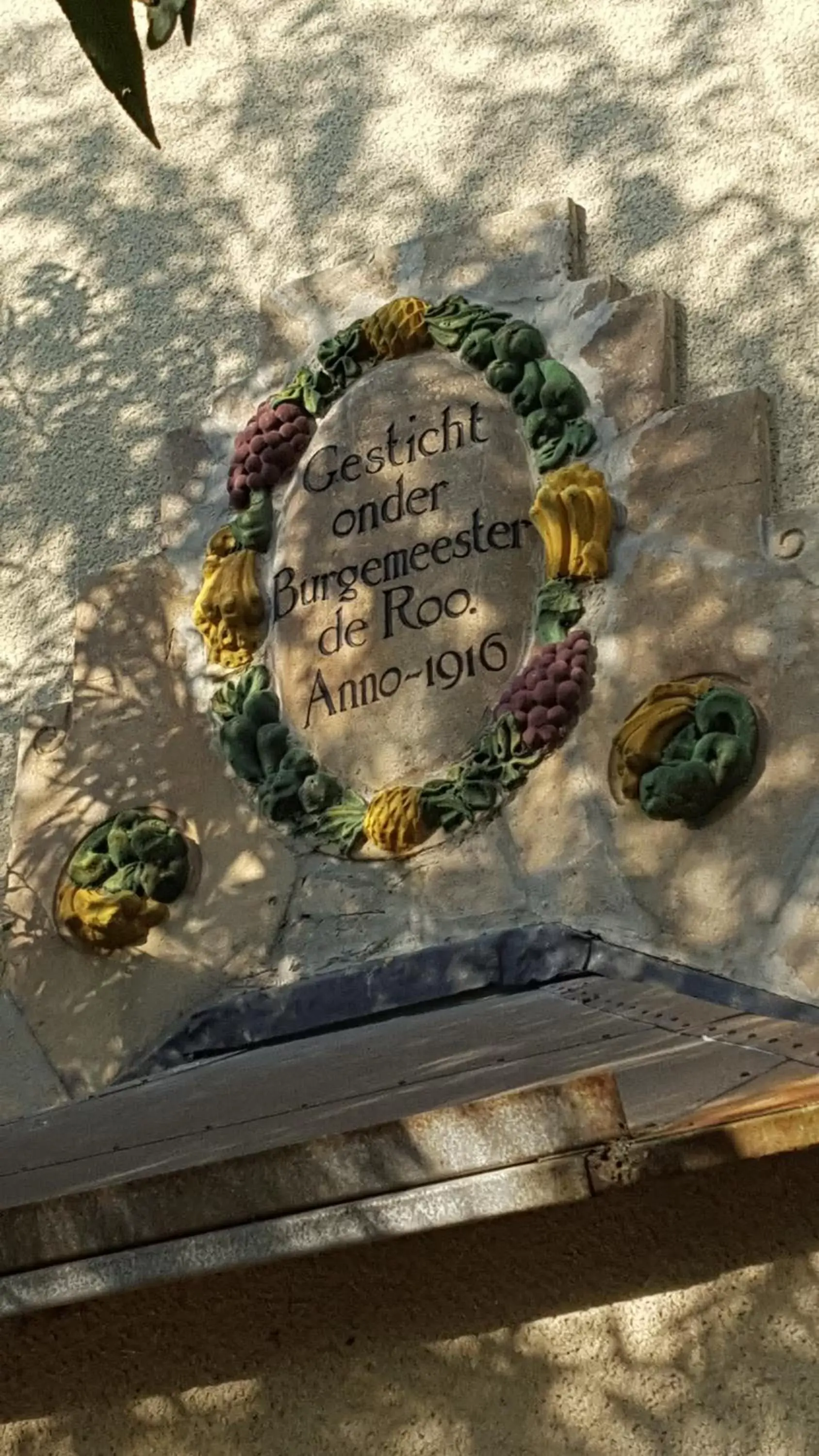 Decorative detail in Hotel de Watertoren