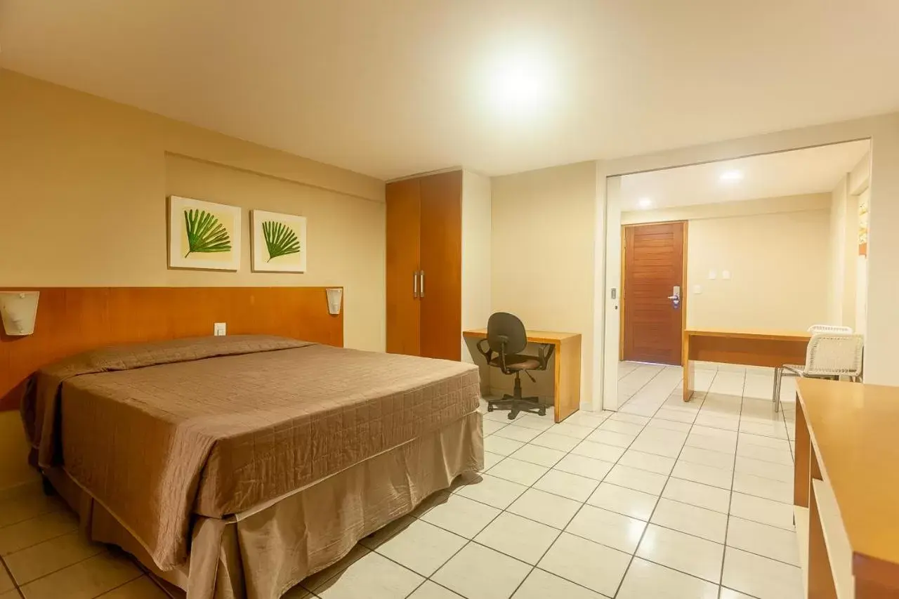 Photo of the whole room, Bed in Paradise Flat Photo of the whole room, Bed in Paradise Flat