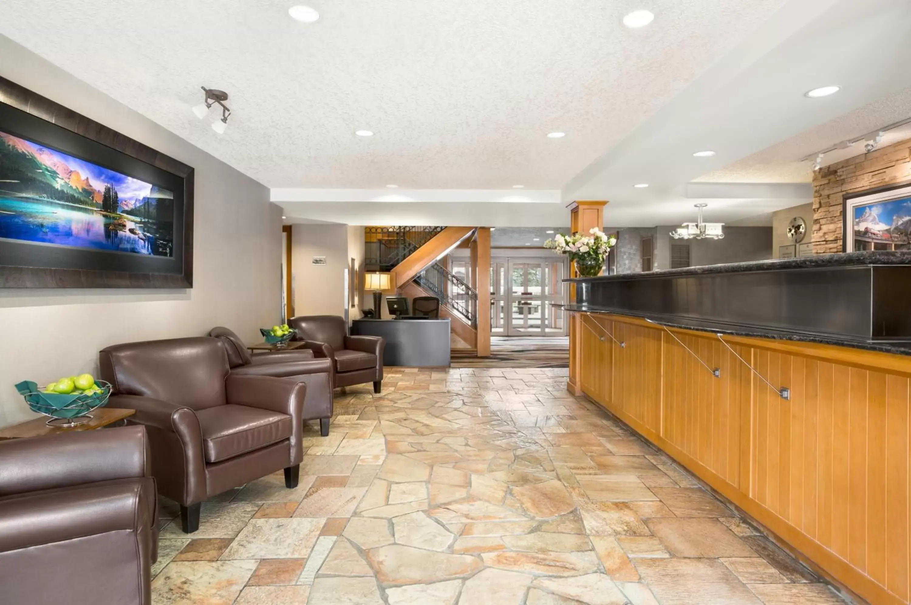 Lobby or reception, Lobby/Reception in Canmore Inn & Suites