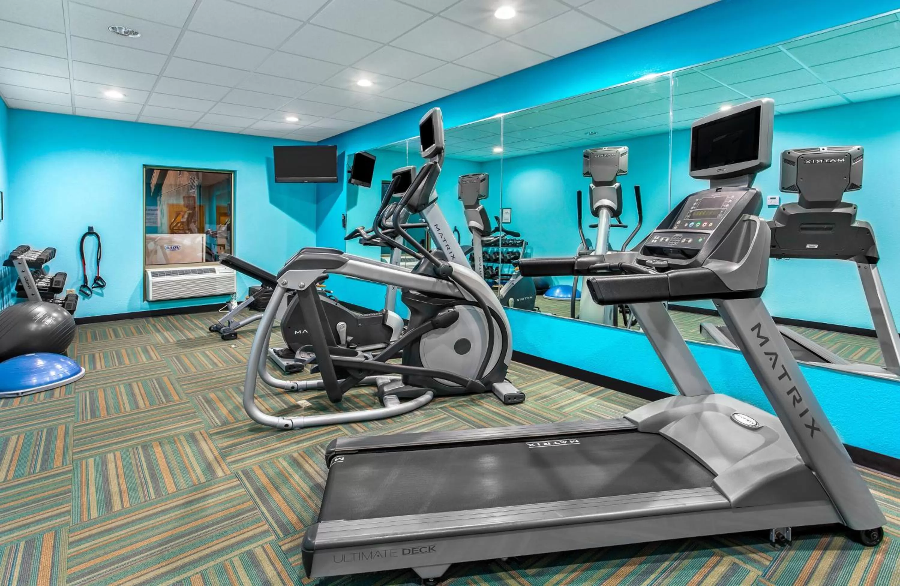 Fitness centre/facilities in Holiday Inn Express & Suites Morristown by IHG