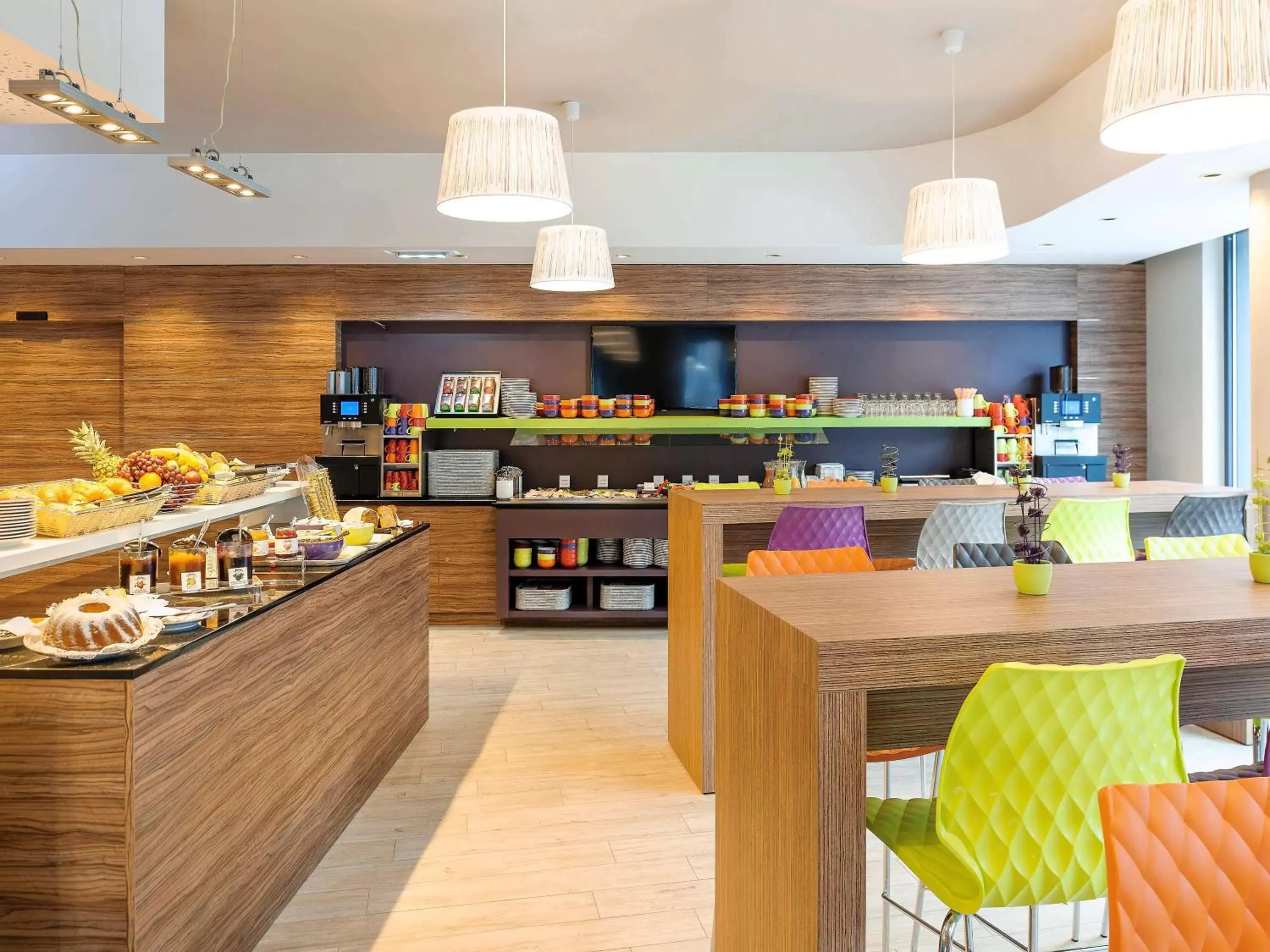 On site, Restaurant/Places to Eat in Ibis Styles Wien City