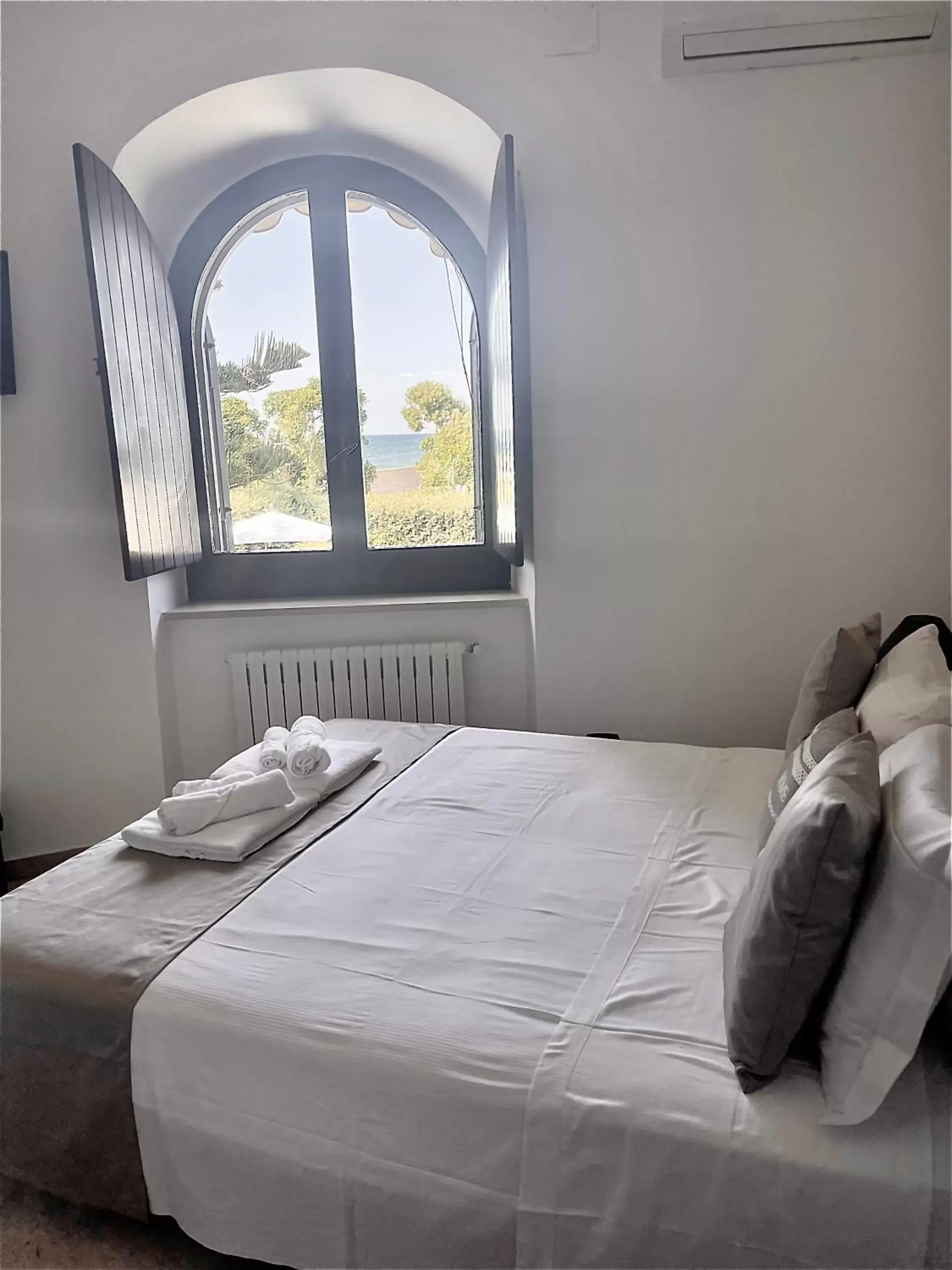 Bed in Villa Pignatelli